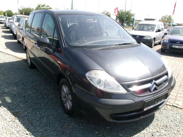 Citroën C8