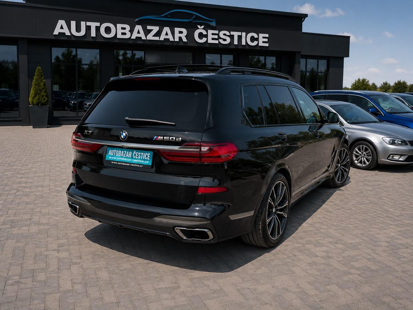 BMW X7, M50d INDIVIDUAL 7 MIST - fotka 5
