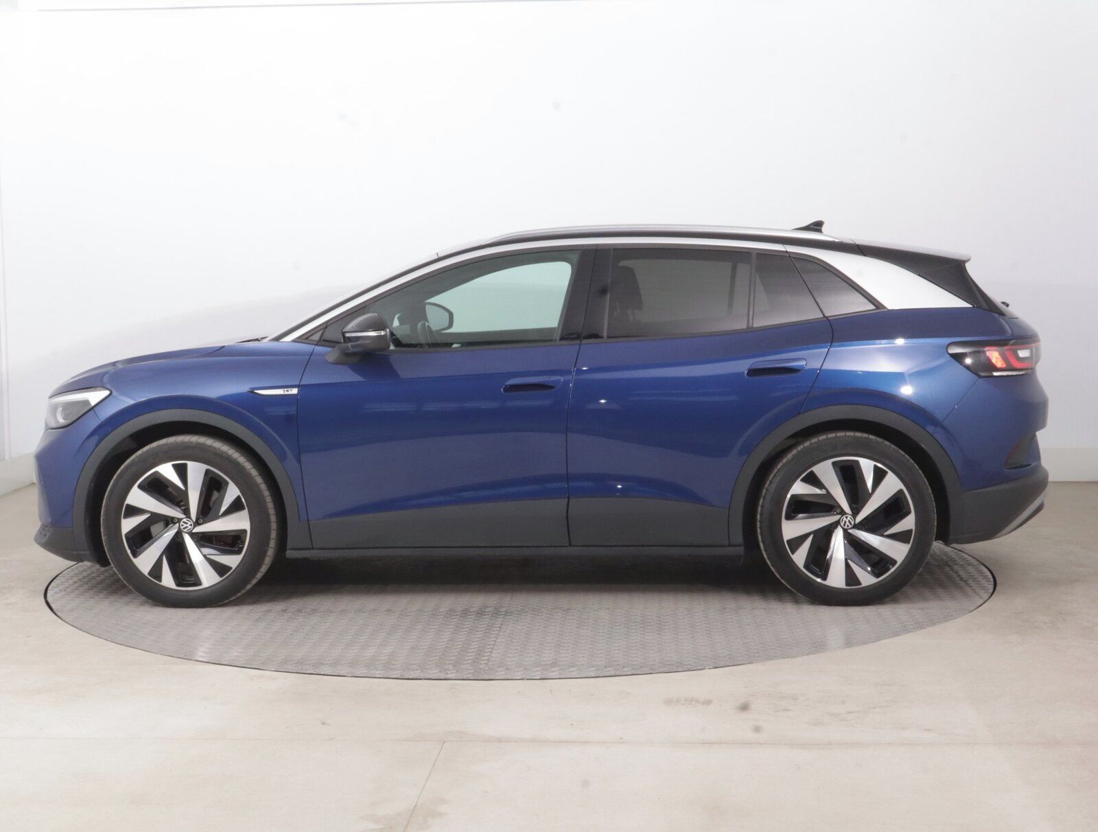 Volkswagen ID.4, 1st (82 kWh), Automat - fotka 3