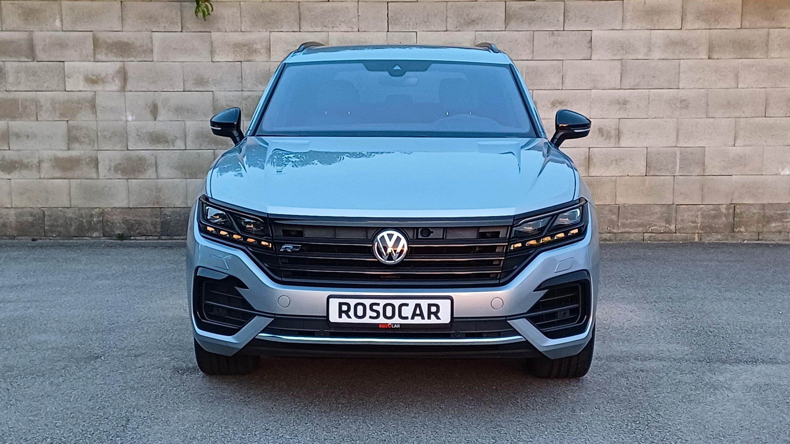 Volkswagen Touareg, R-LINE TDI 210kW-ČR-NEHAV-DPH- - fotka 2