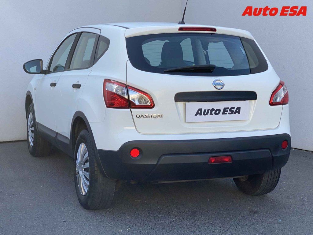 Nissan Qashqai, 1.6,+kola - fotka 6