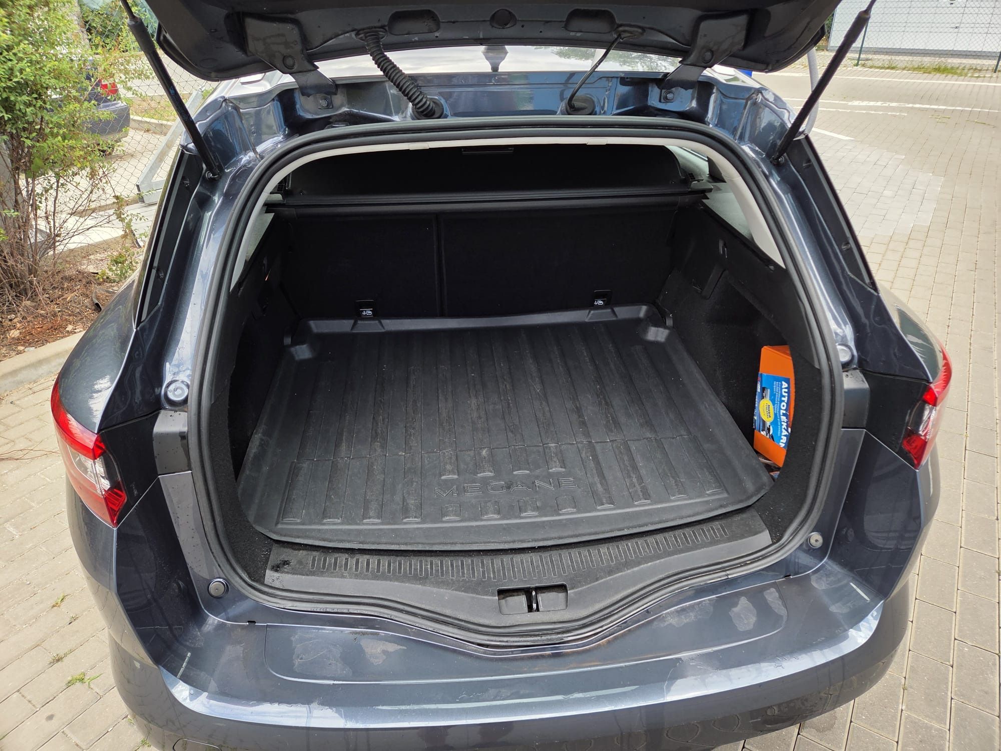Renault Mégane, 1,6, pravidelně servisováno - fotka 5