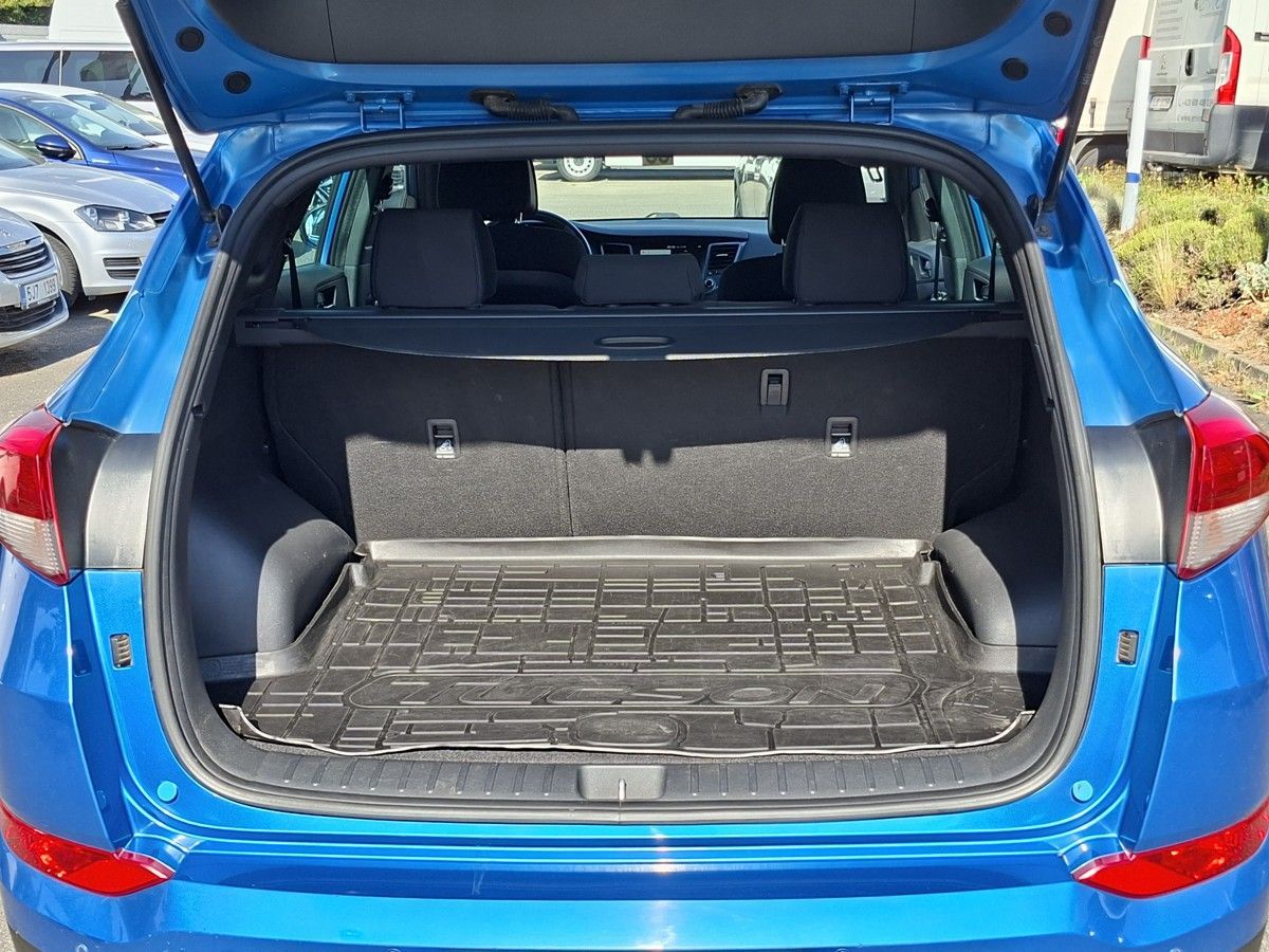 Hyundai Tucson, 1,7 D 116k M6 - fotka 5