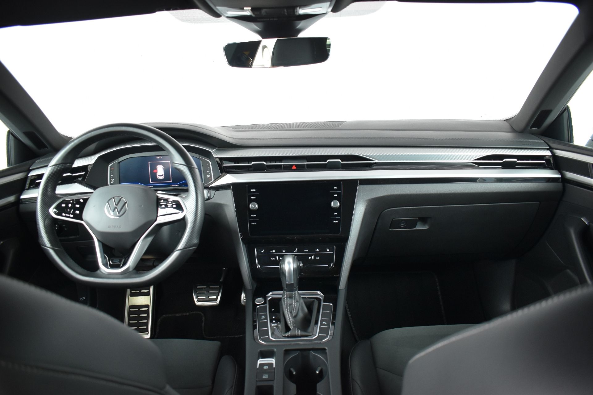 Volkswagen Arteon Shooting Brake, 2.0TDI 147kW R-Line, CZ - fotka 5
