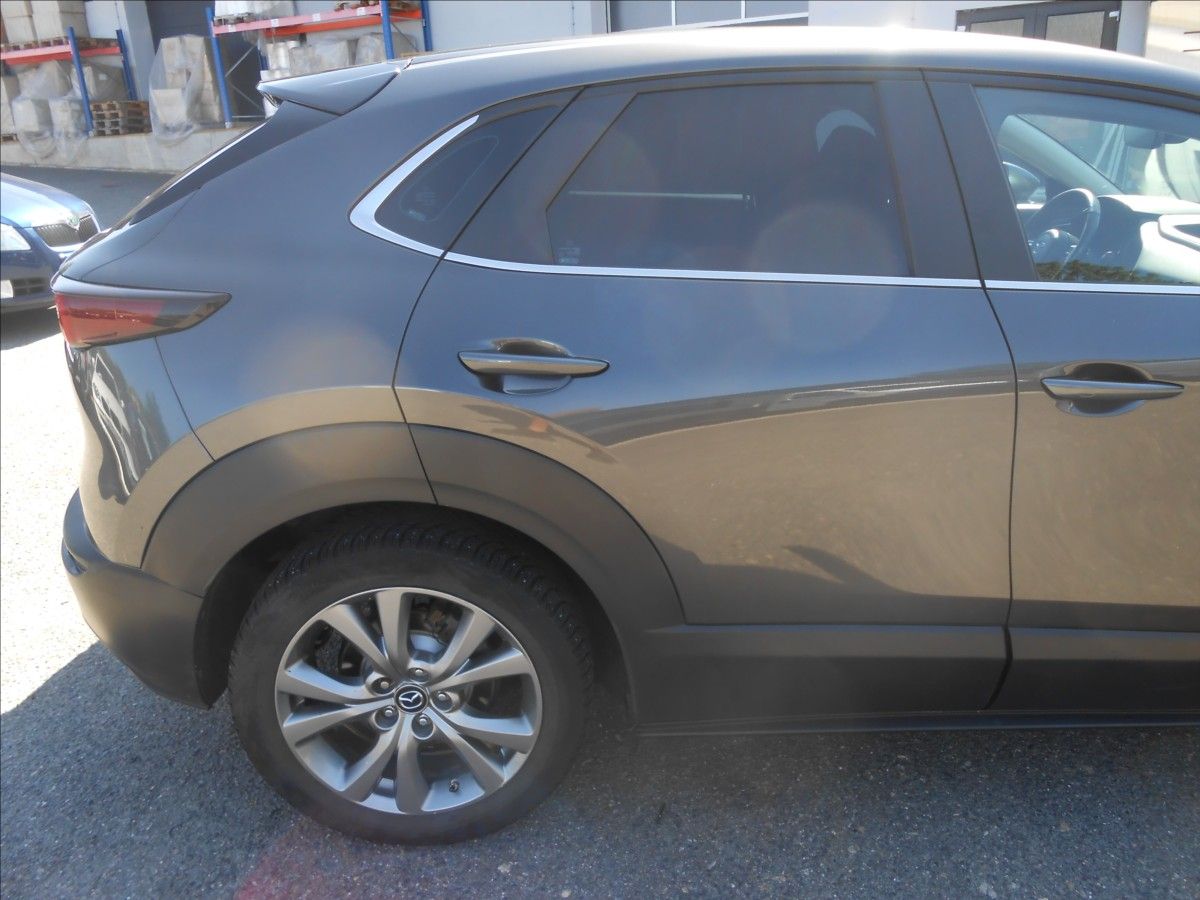 Mazda CX-30, 2,0 L SKYACTIV-G 110KW AWD - fotka 5