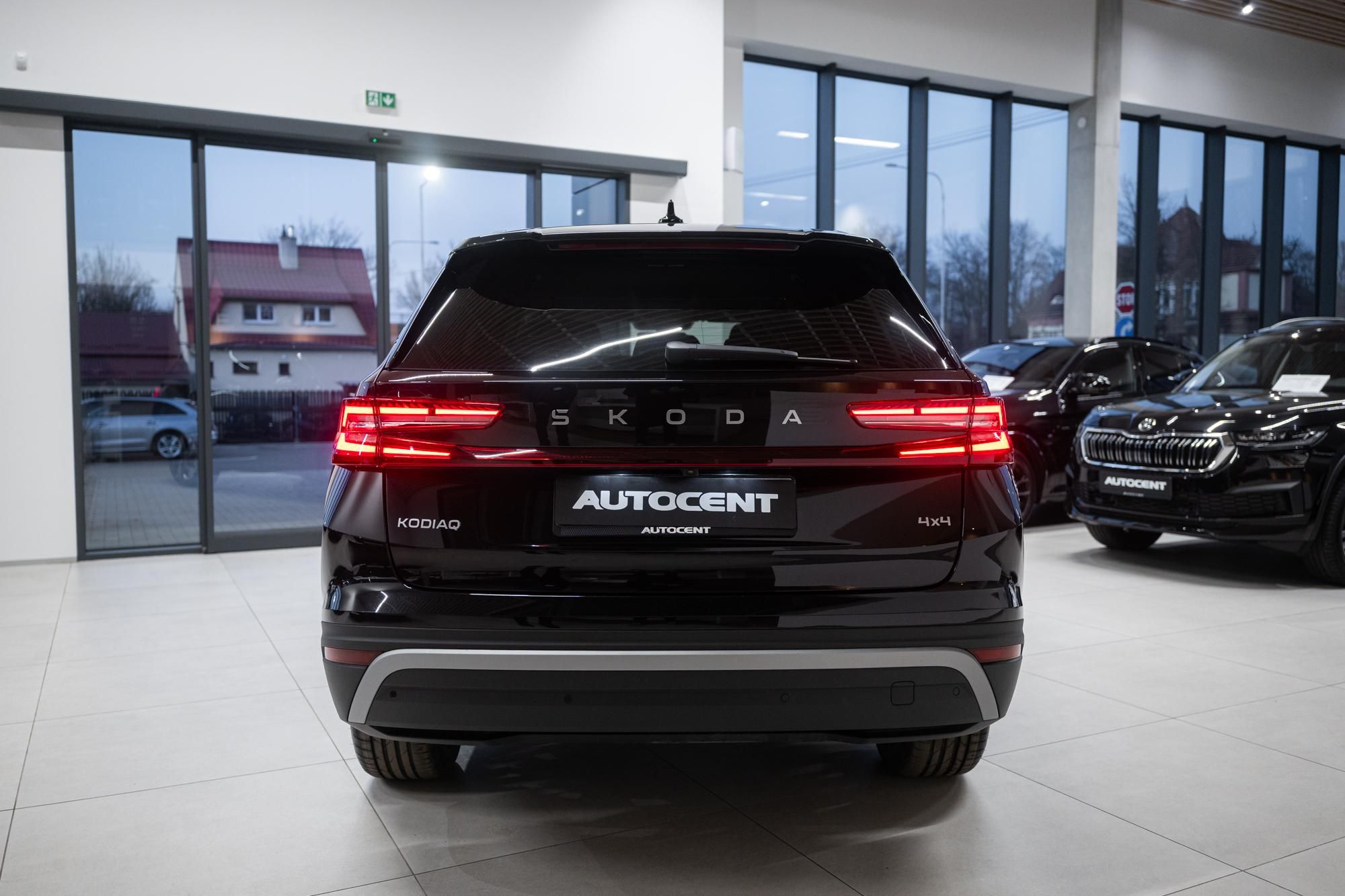 Škoda Kodiaq, TDI 142KW 4x4 EXCLUSIVE L&K ČR - fotka 6