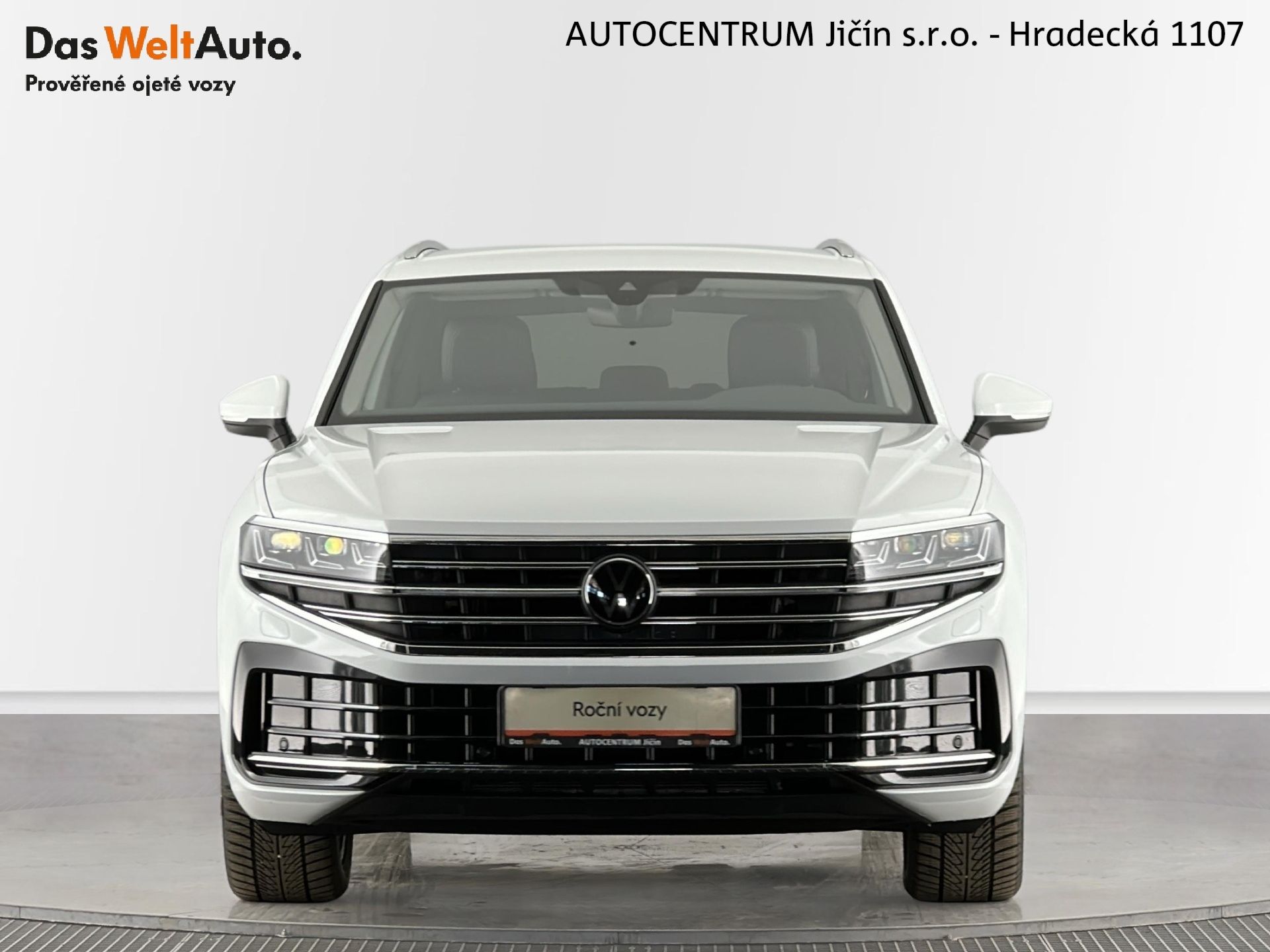 Volkswagen Touareg, Elegance 3.0 TDI 170kW 4Motion - fotka 4