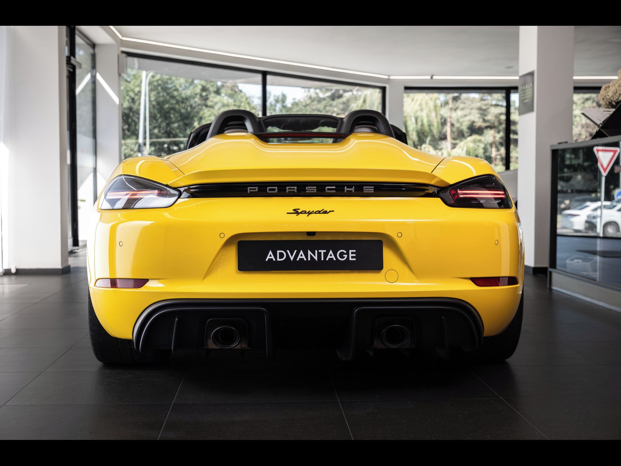 Porsche 718, 718 Spyder PDK - fotka 3