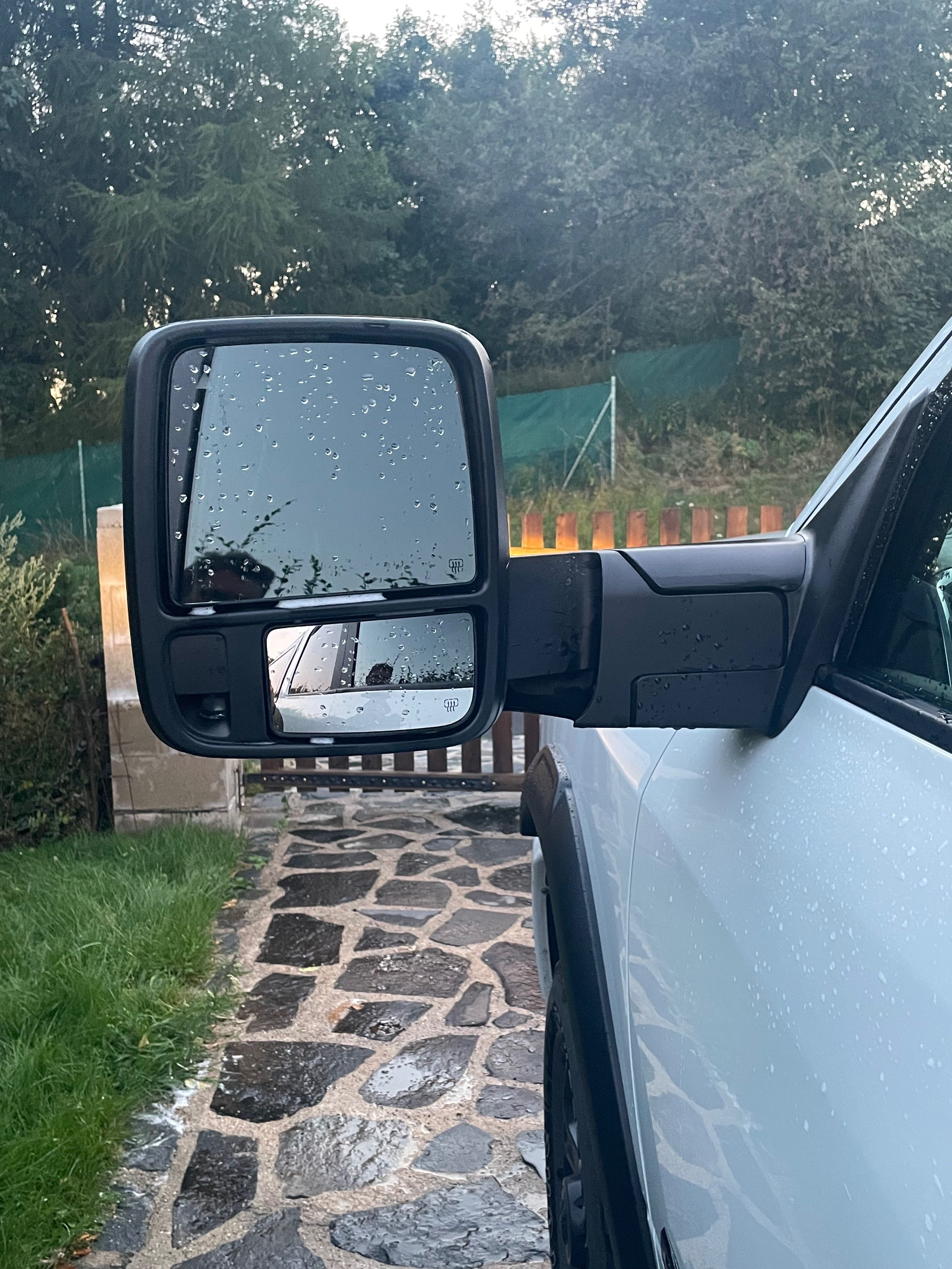 Dodge Ram, 2500 nový vůz - fotka 5