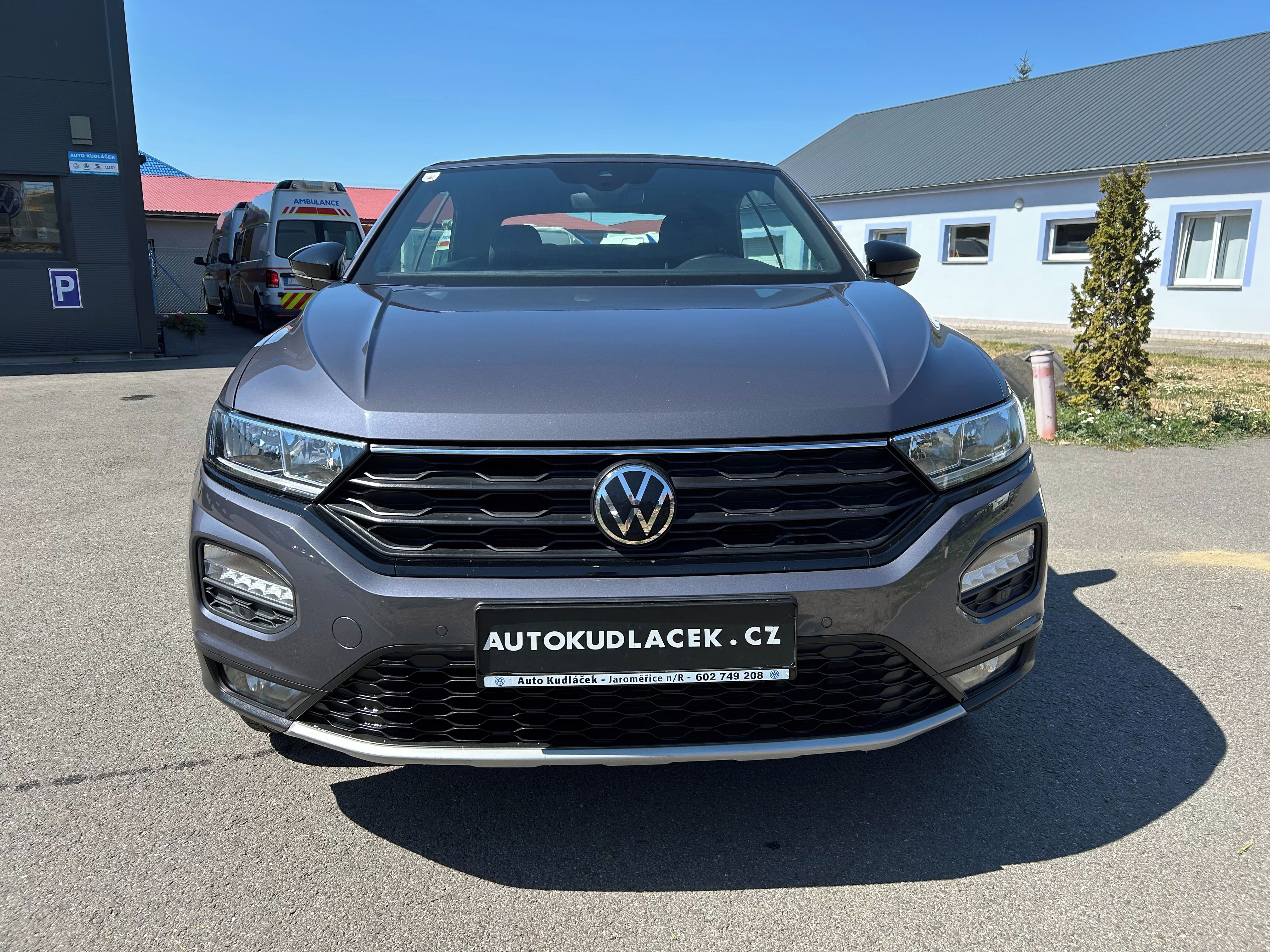 Volkswagen T-Roc, 1.0 TSI - 85kW Cabrio - DPH ! - fotka 2