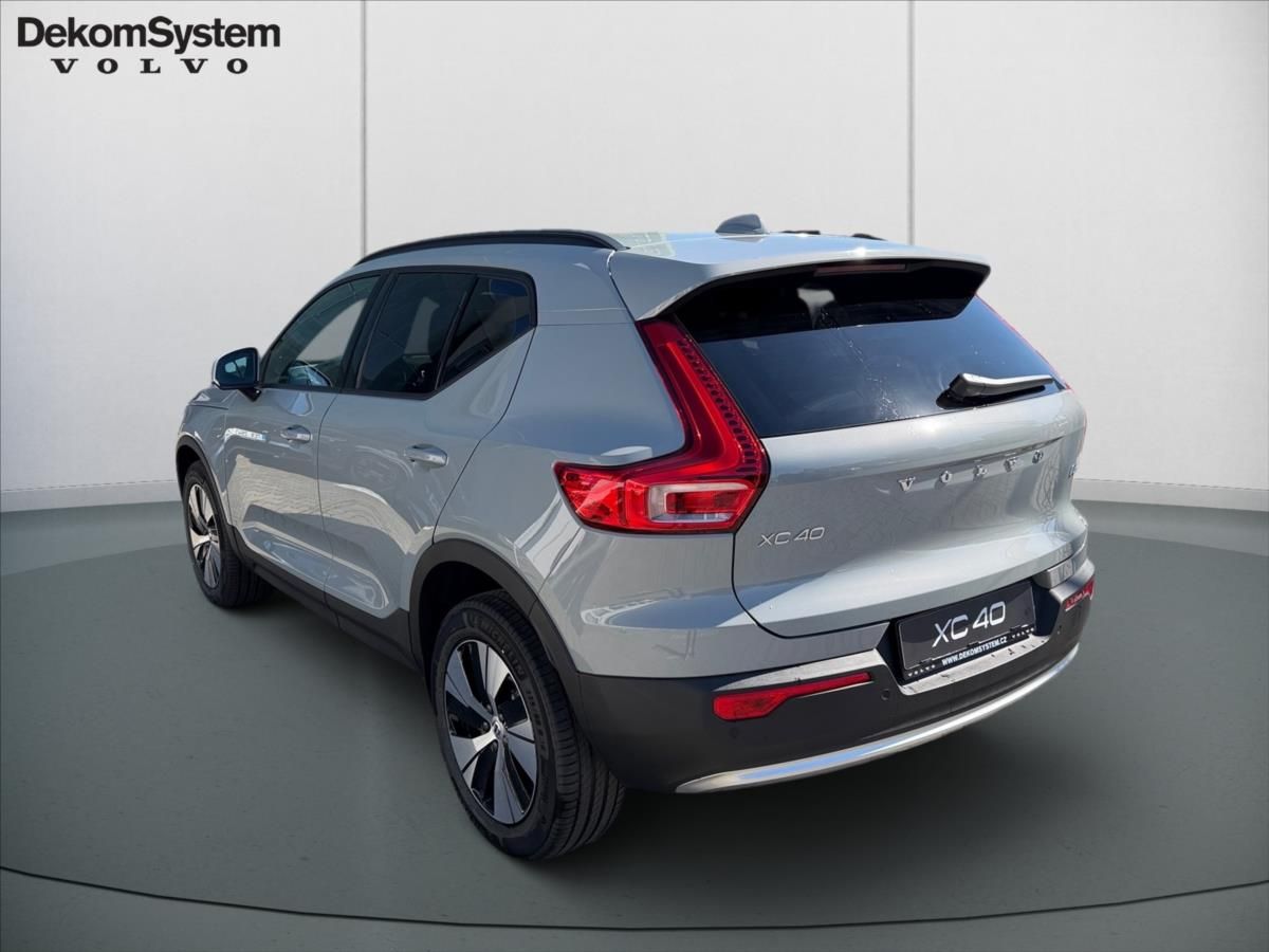 Volvo XC40, 2,0 B3 Core 8413 - fotka 6