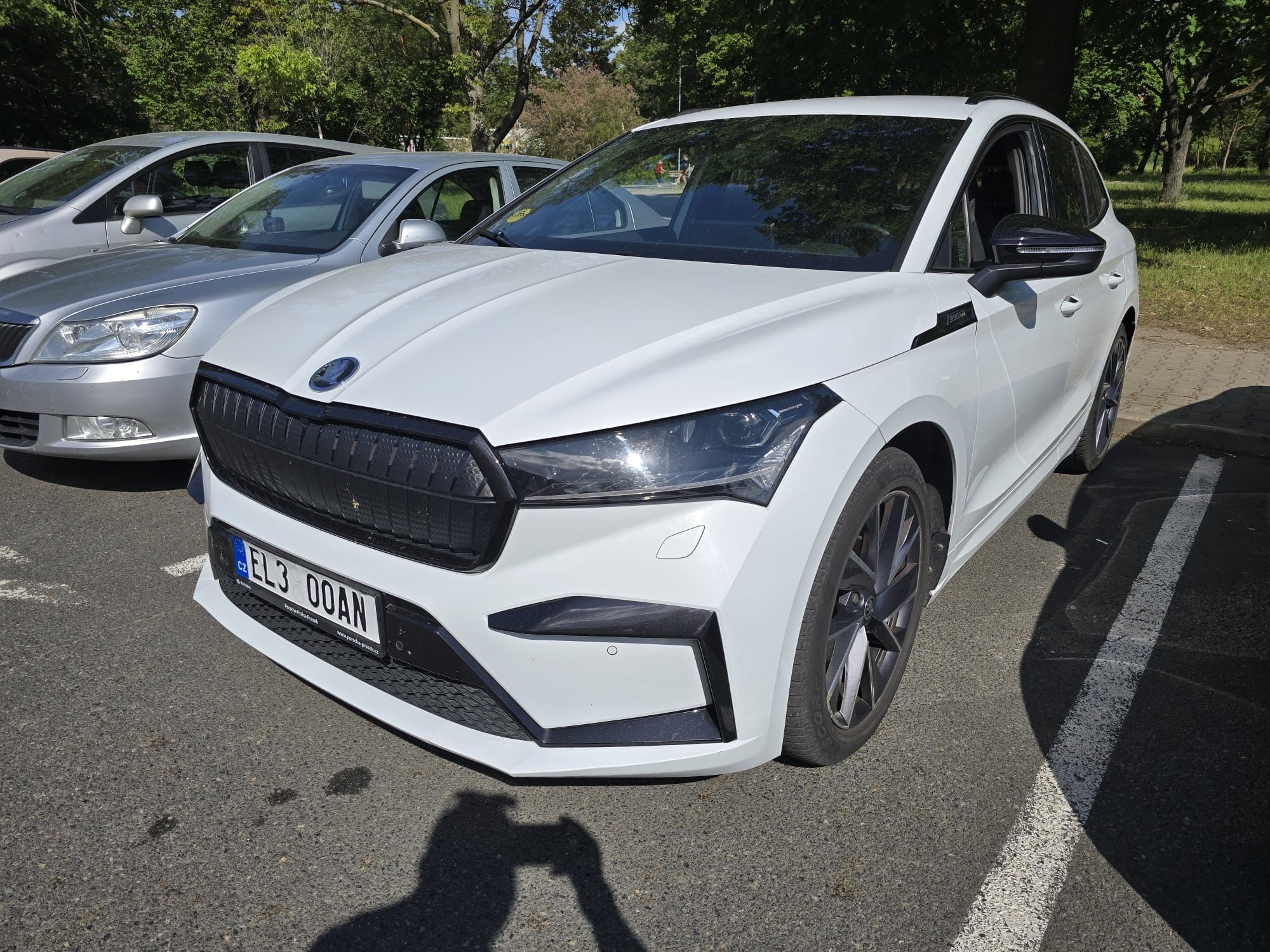 Škoda Enyaq, Sportline, top stav - fotka 2