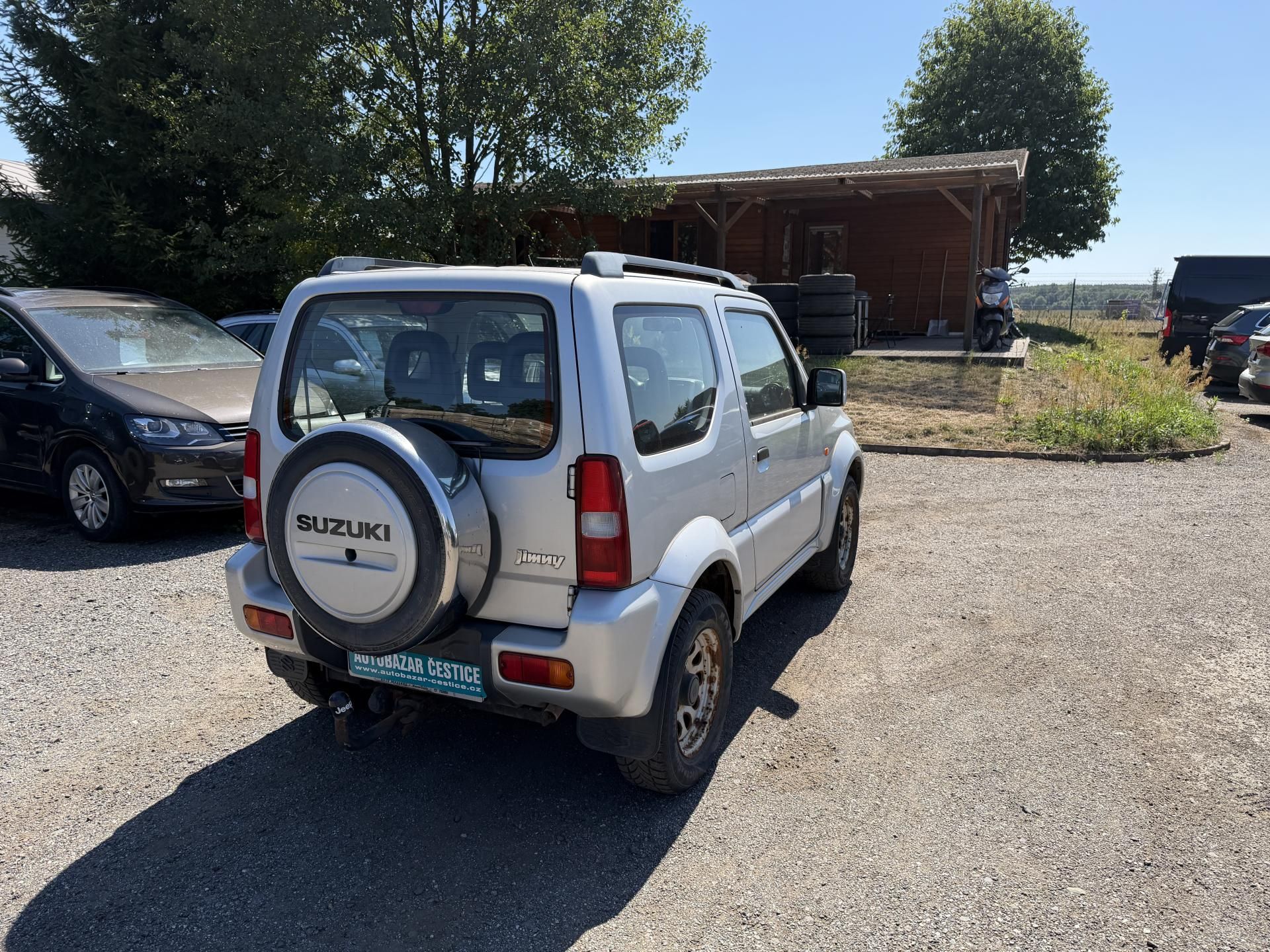 Suzuki Jimny, 1.3i 4x4 TAŽNÉ - fotka 6