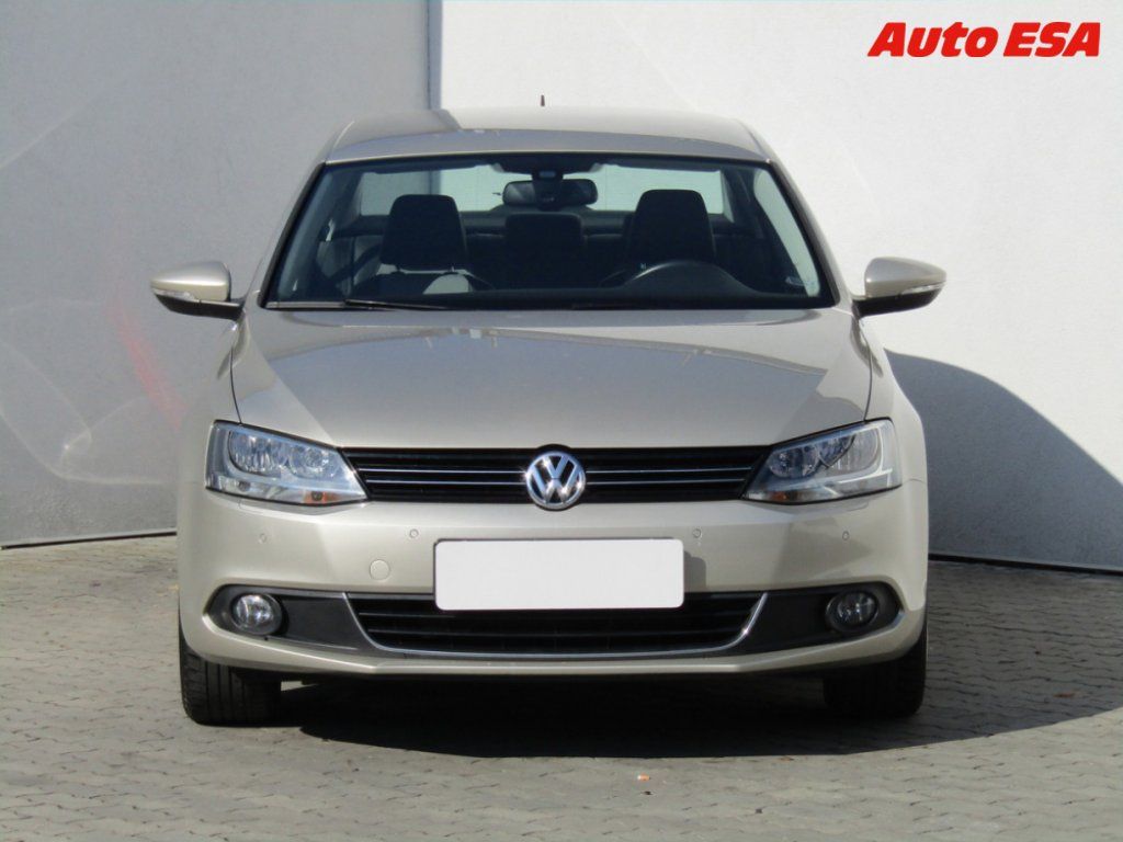 Volkswagen Jetta, 1.2TSI,ČR - fotka 2