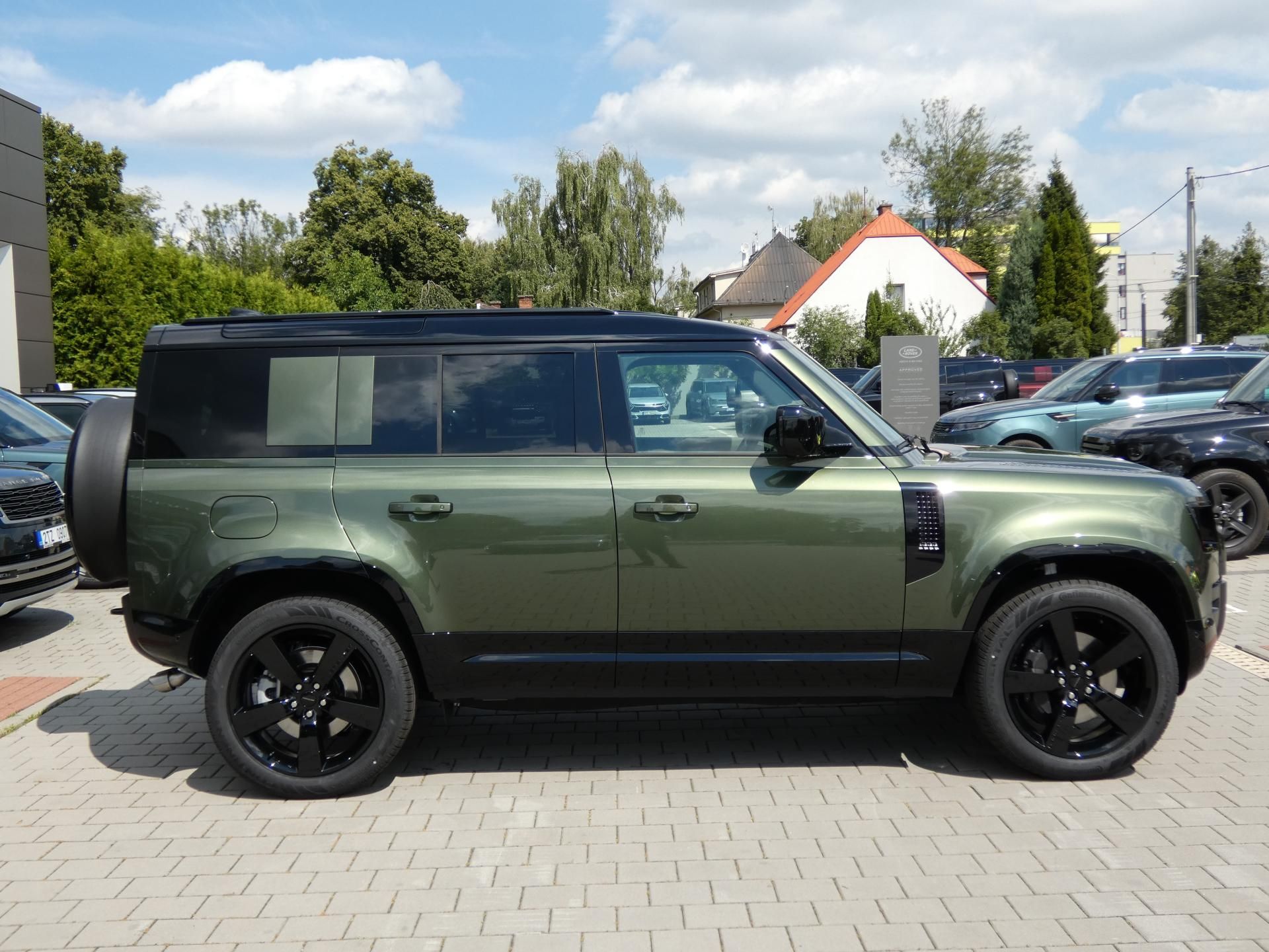 Land Rover Defender, 110 X-Dynamic SE P425 - fotka 6