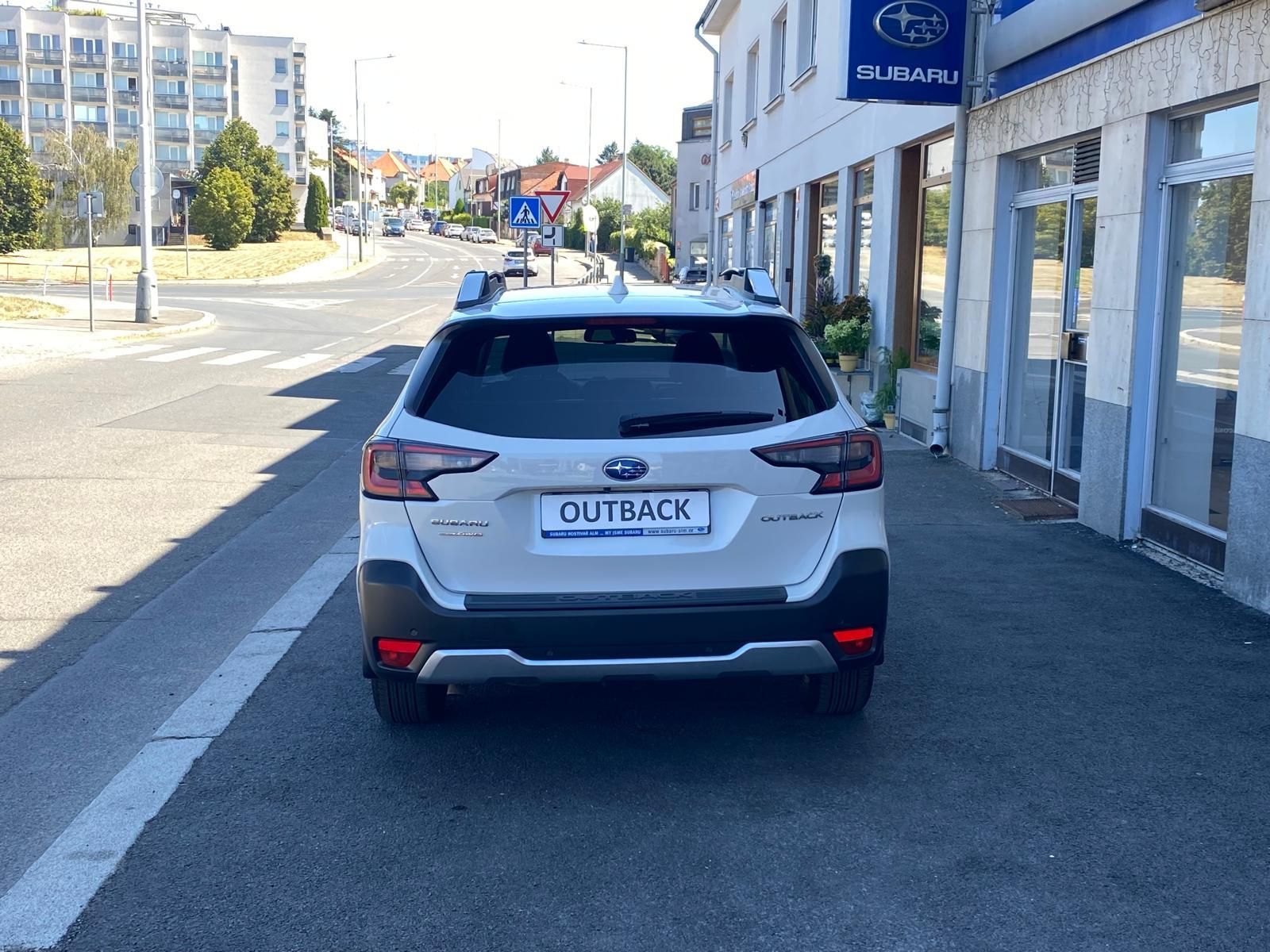 Subaru Outback, 2.5i-T Touring EyeSight - fotka 5