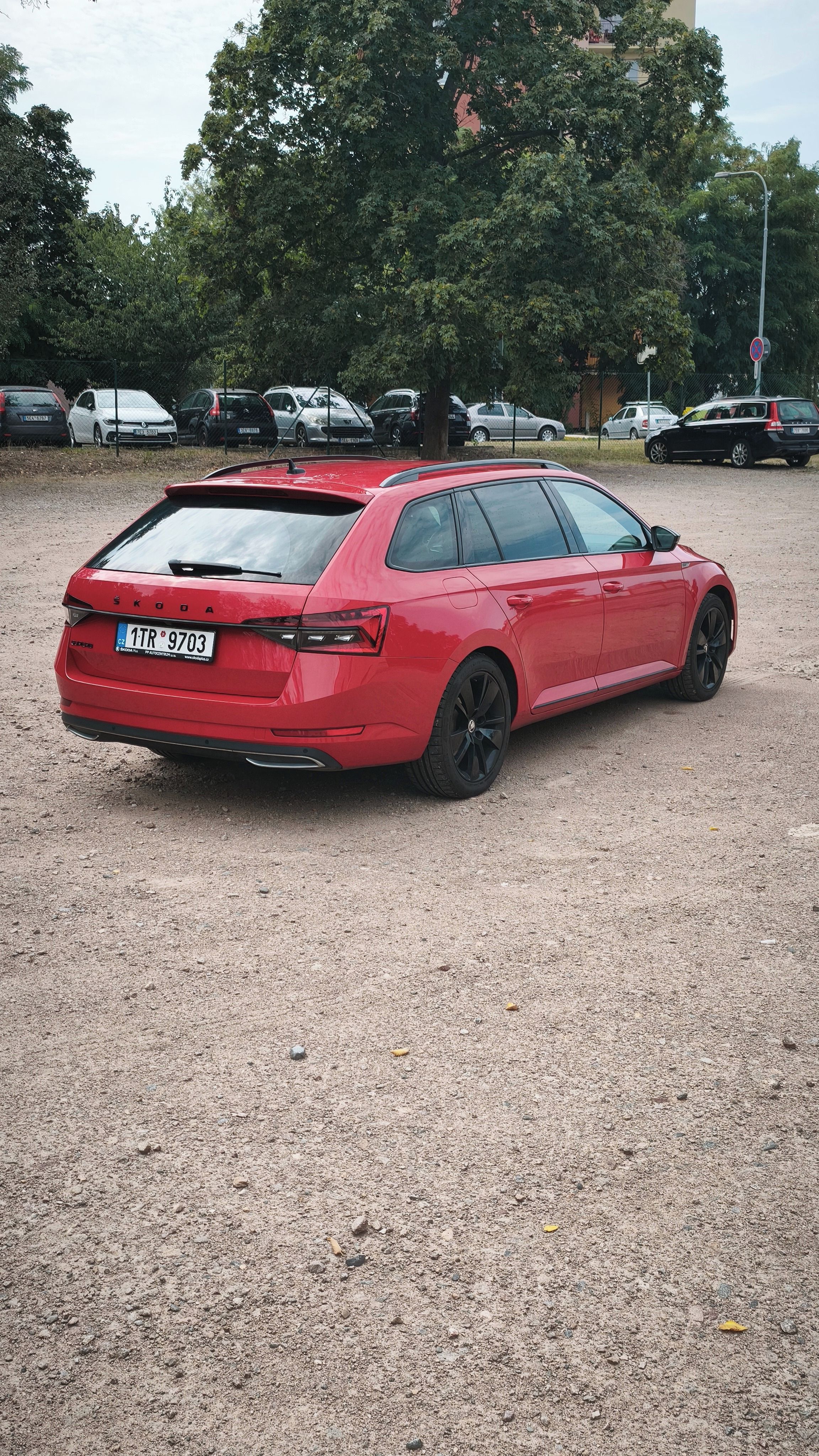 Škoda Superb, Škoda Superb 3 2.0 TDI 140kW - fotka 3