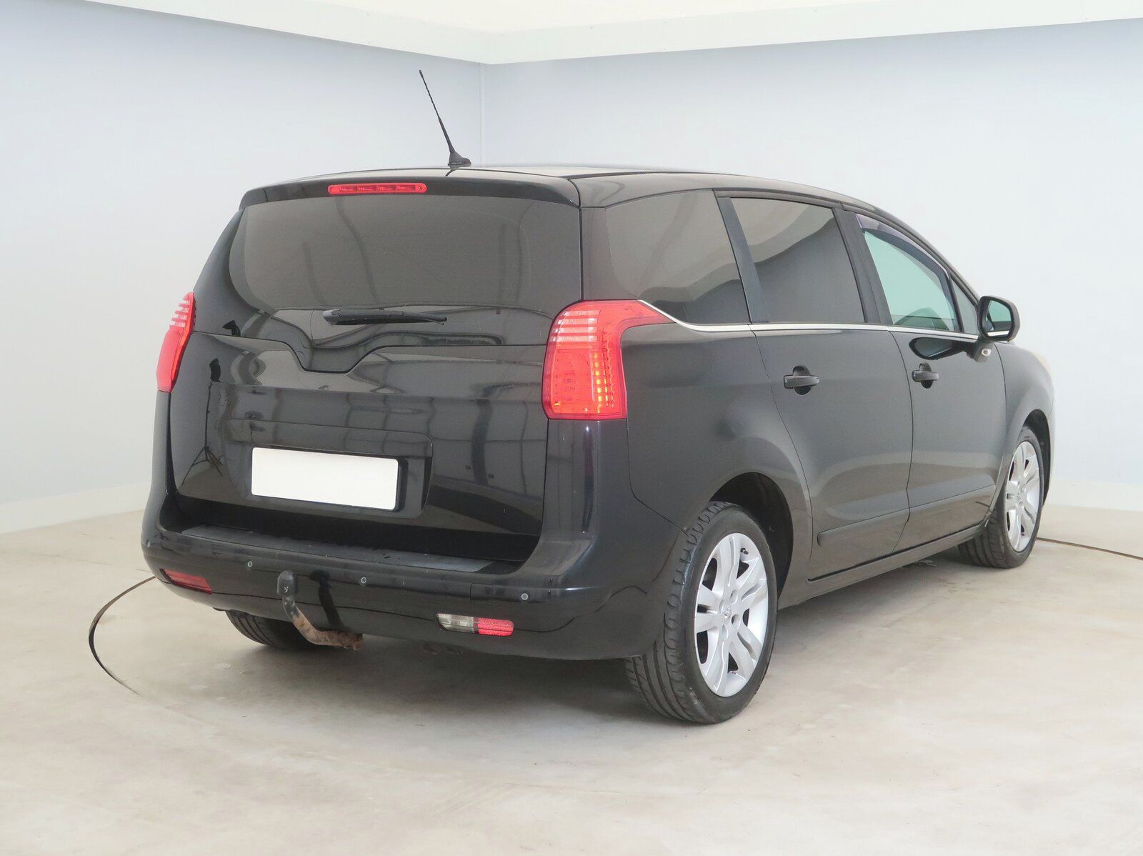 Peugeot 5008, 2.0 HDI, Automat, Serv.kniha - fotka 5