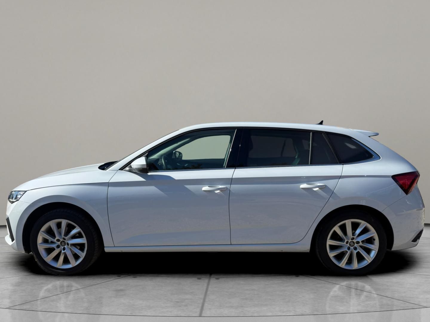 Škoda Scala, Top Selection 1.5 TSI 110kw DS - fotka 3
