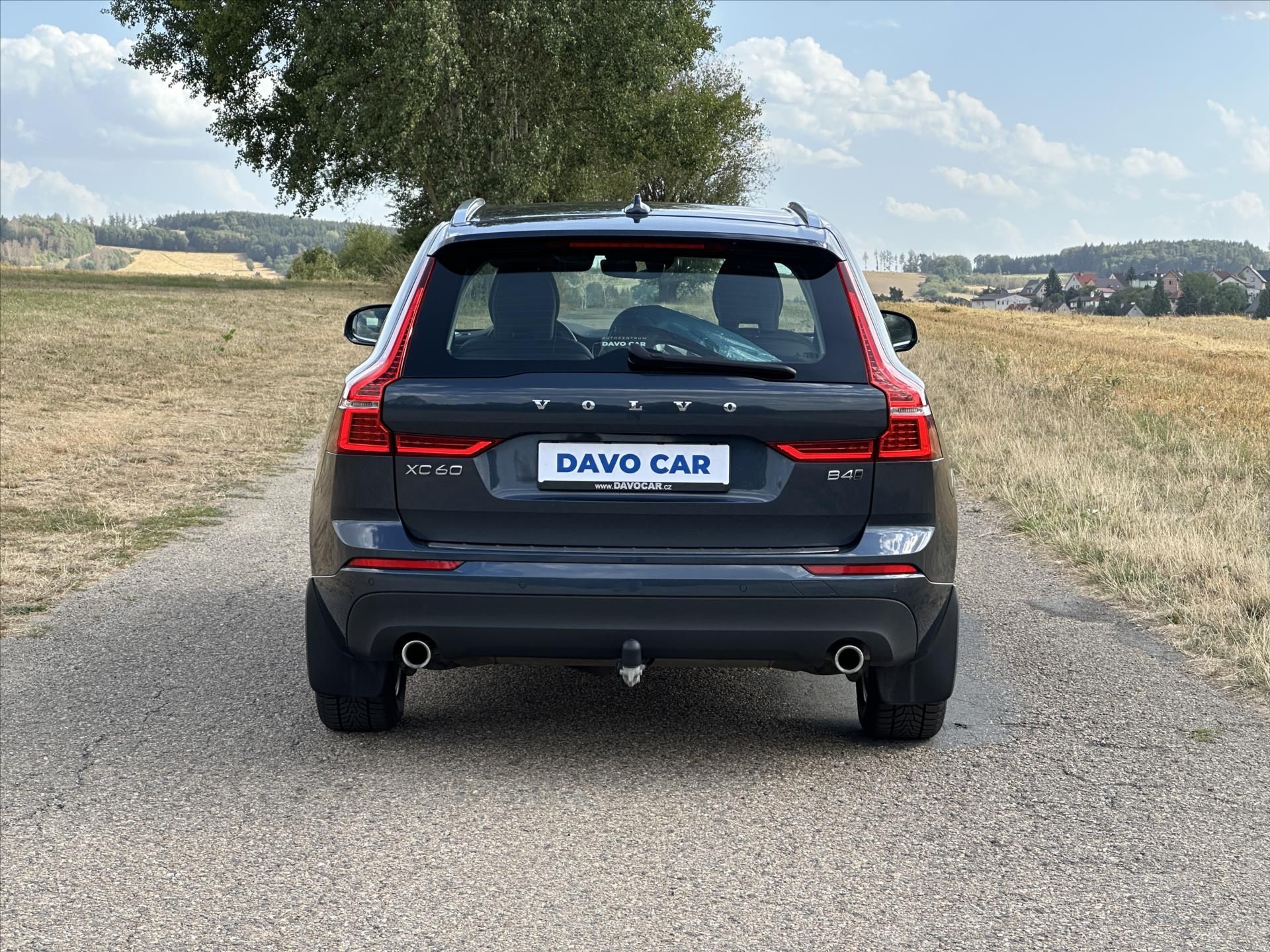Volvo XC60, 2,0 145 kW D4 AWD Momentum - fotka 6