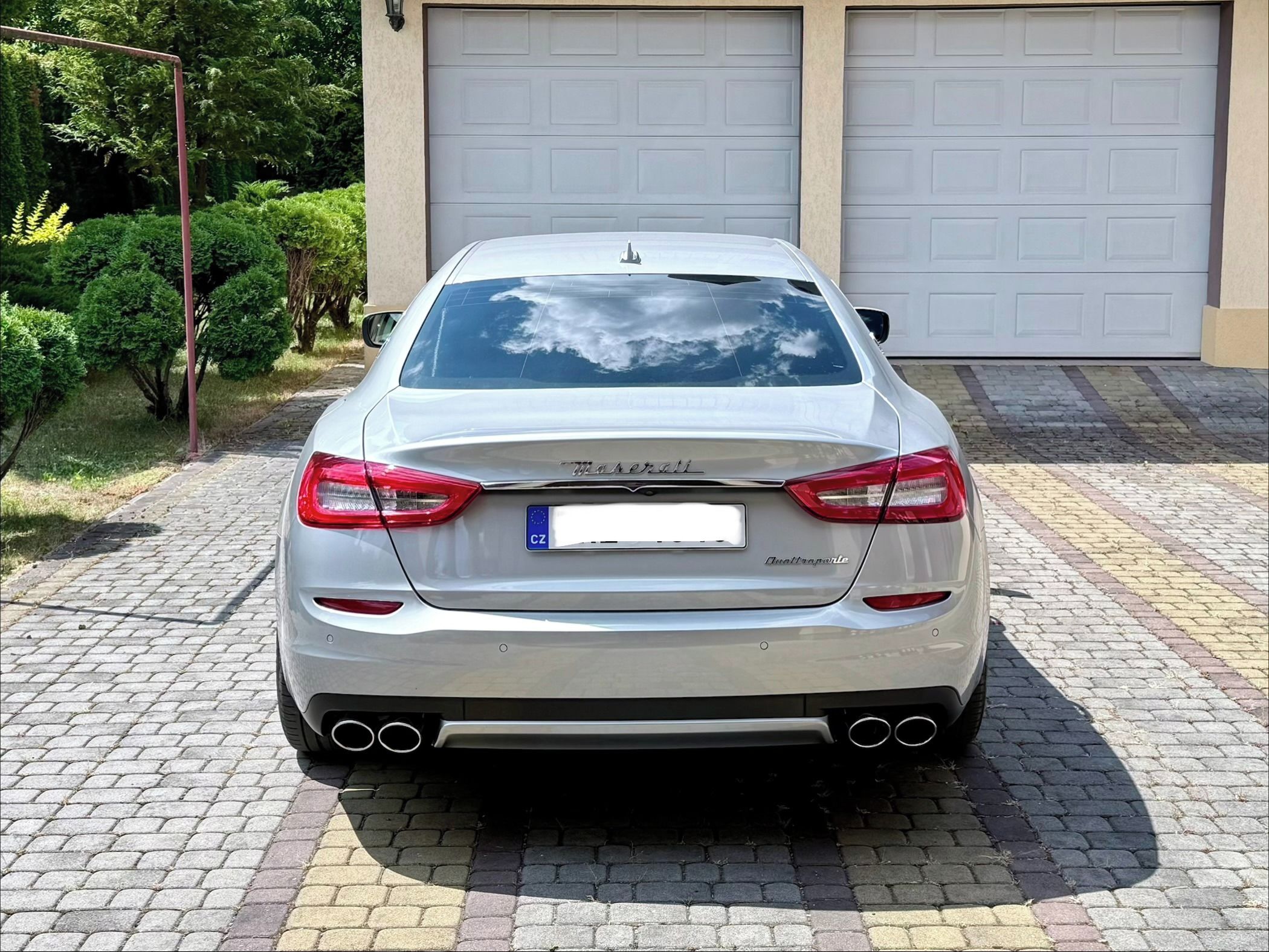 Maserati Quattroporte - fotka 5