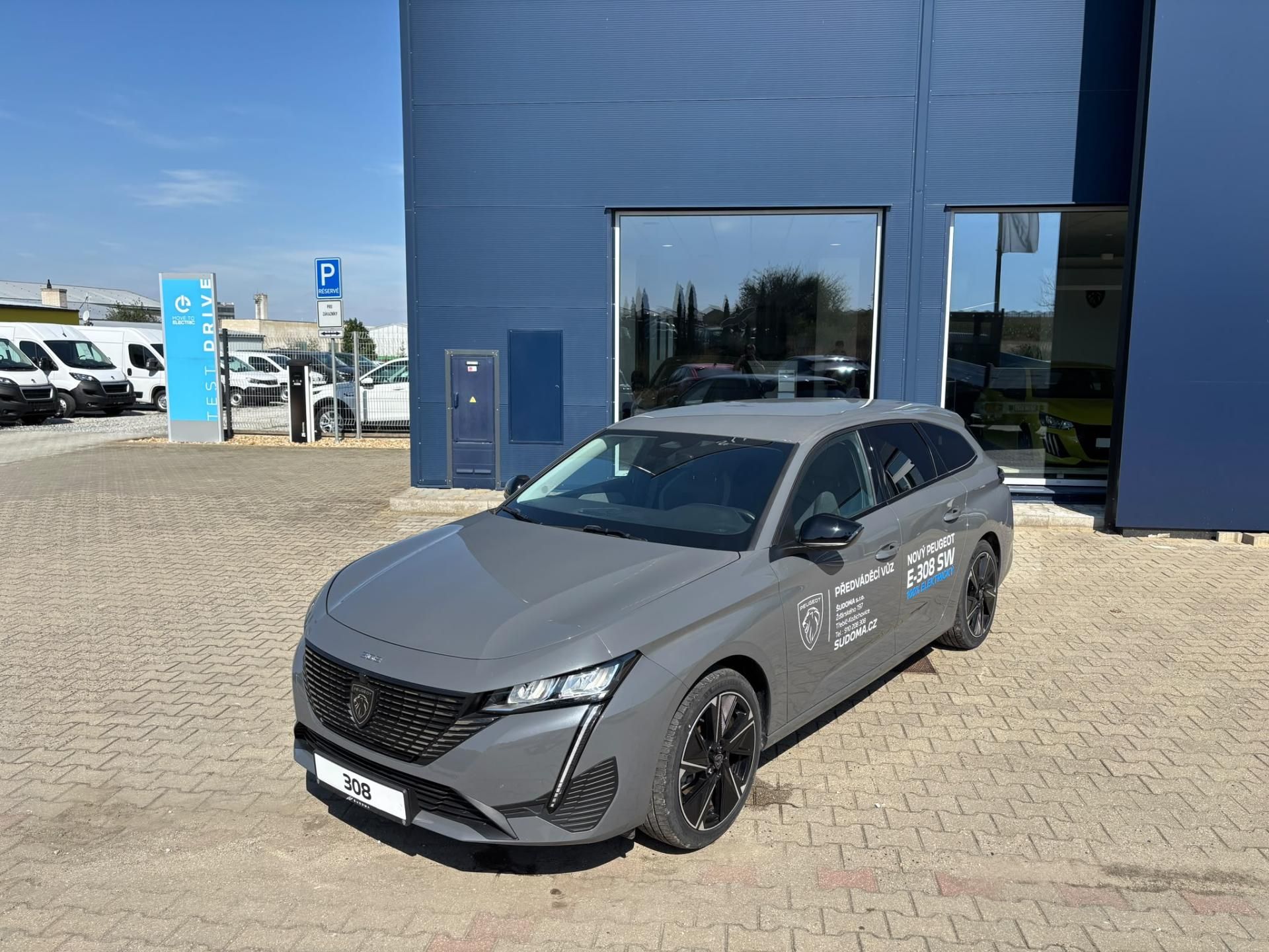Peugeot 308, SW E-ALLURE 156k/54kWh bat. - fotka 3