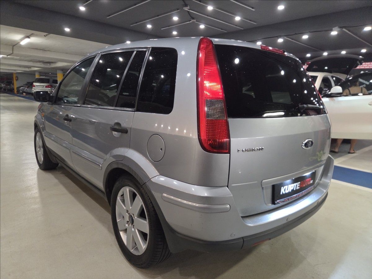 Ford Fusion, 1,4 i - fotka 4