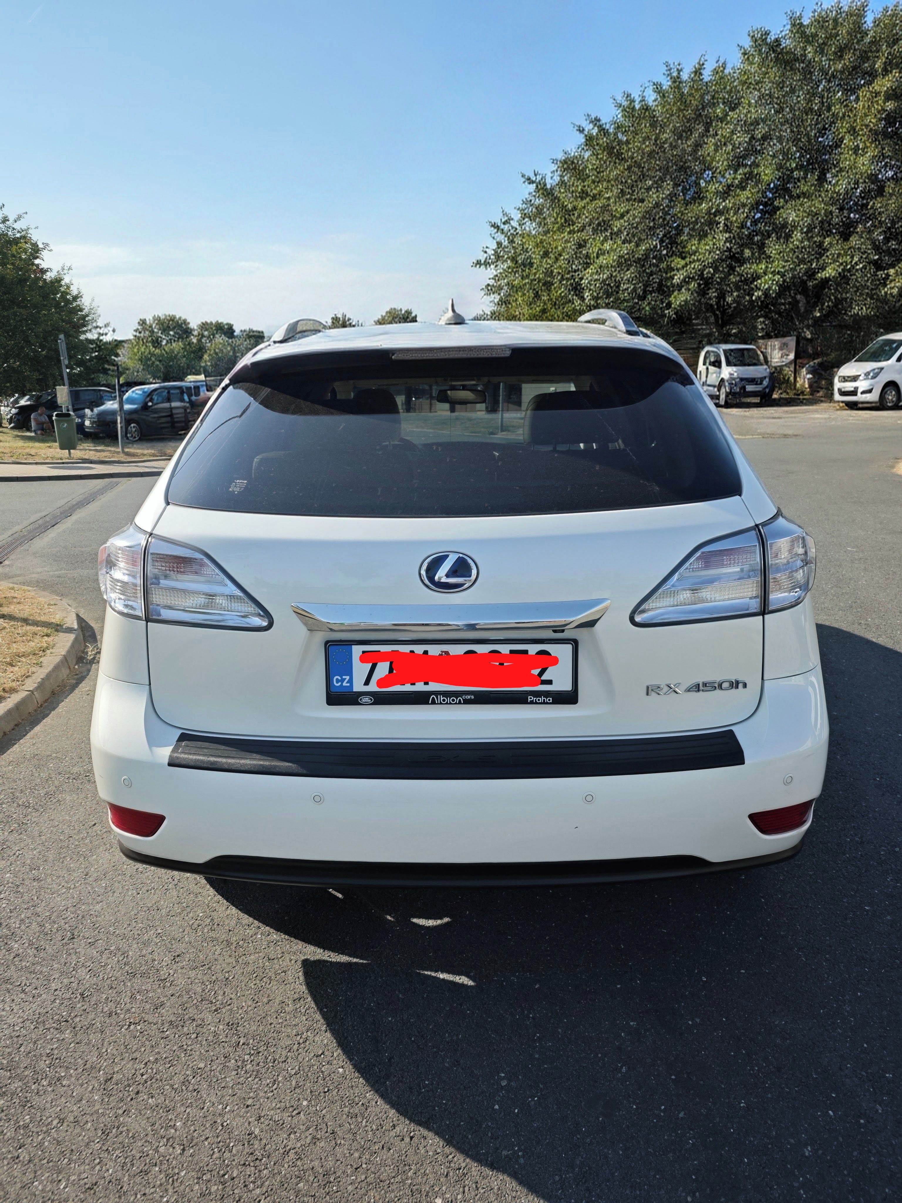 Lexus RX 450h, servis, TOP stav, nájezd - fotka 4