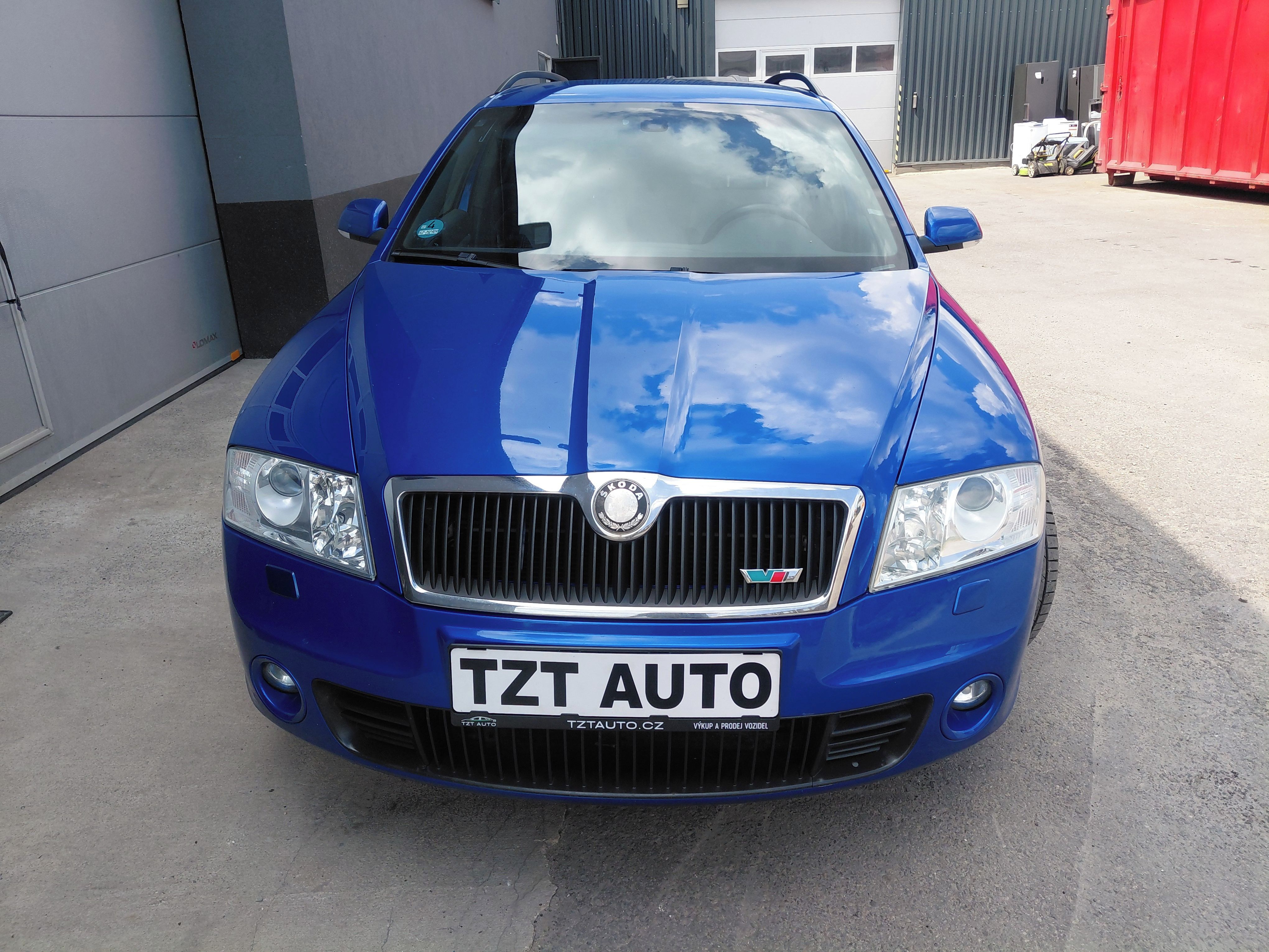 Škoda Octavia, II 2.0TDi RS combi VELMI PĚKNÁ - fotka 5