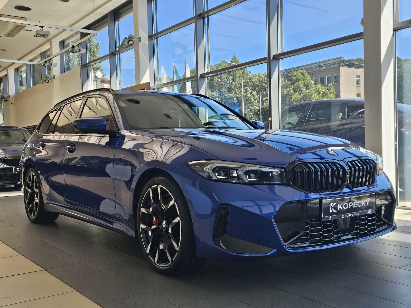 BMW Řada 3, 320d xDrive M paket - fotka 3