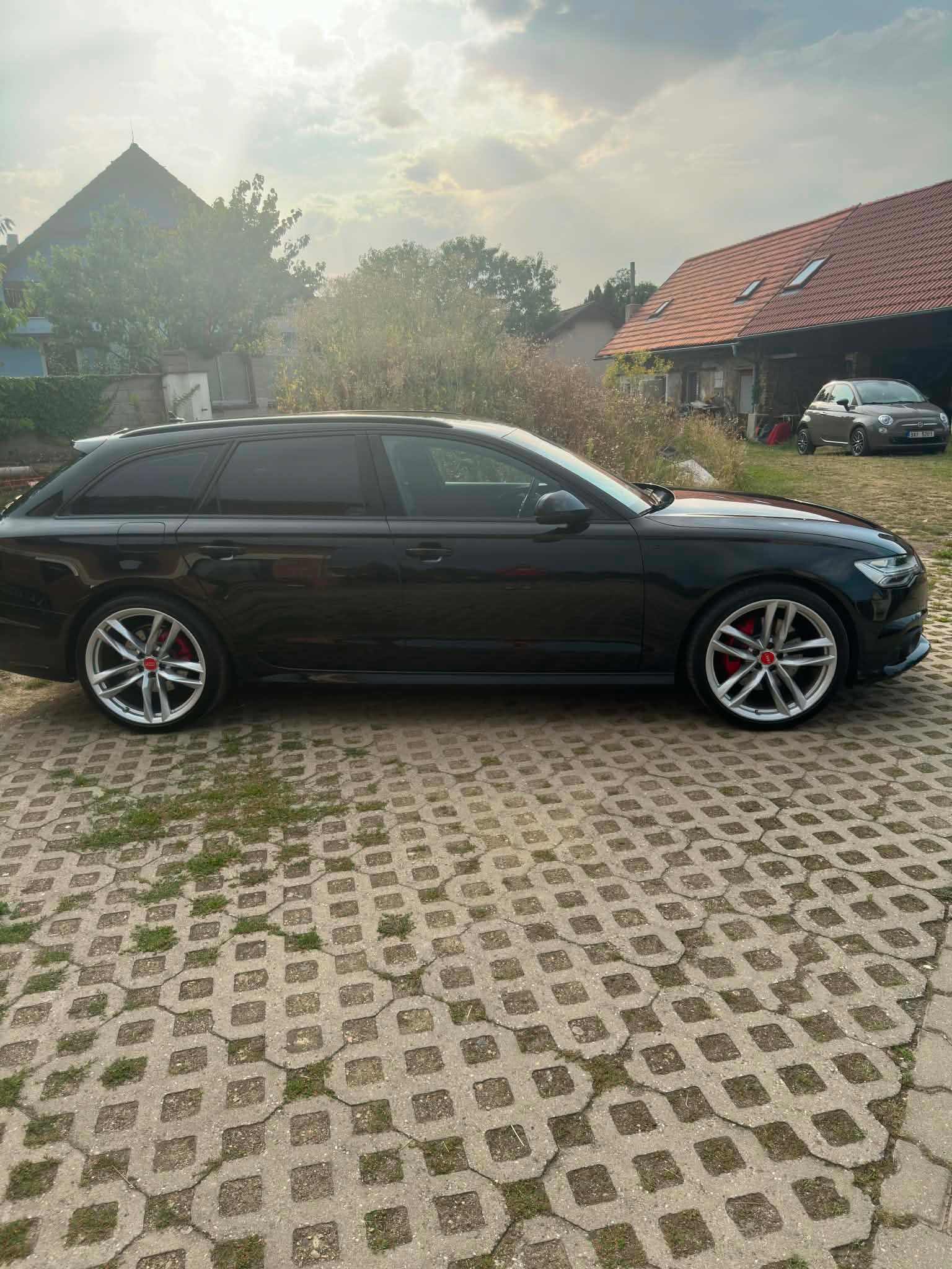 Audi A6 Avant - fotka 5