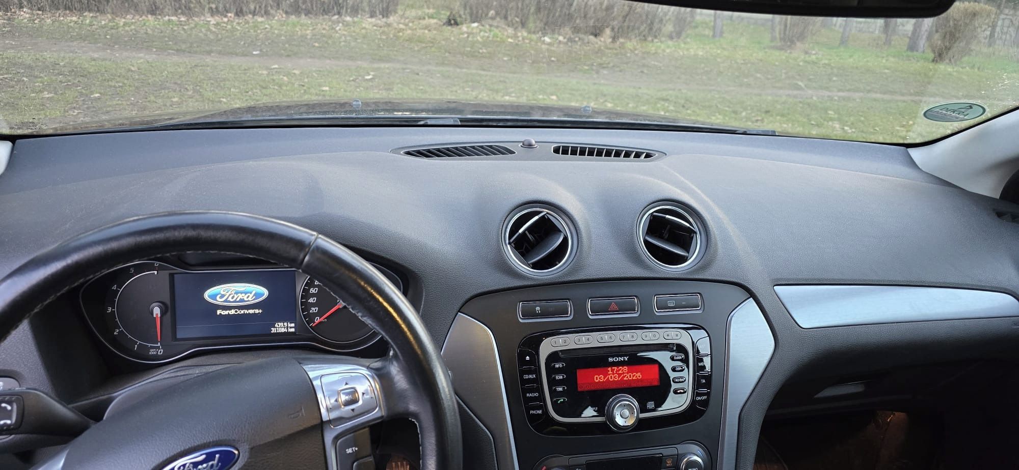 Ford Mondeo, Combi 2.0 TDCi 85 kW Titanium - fotka 4