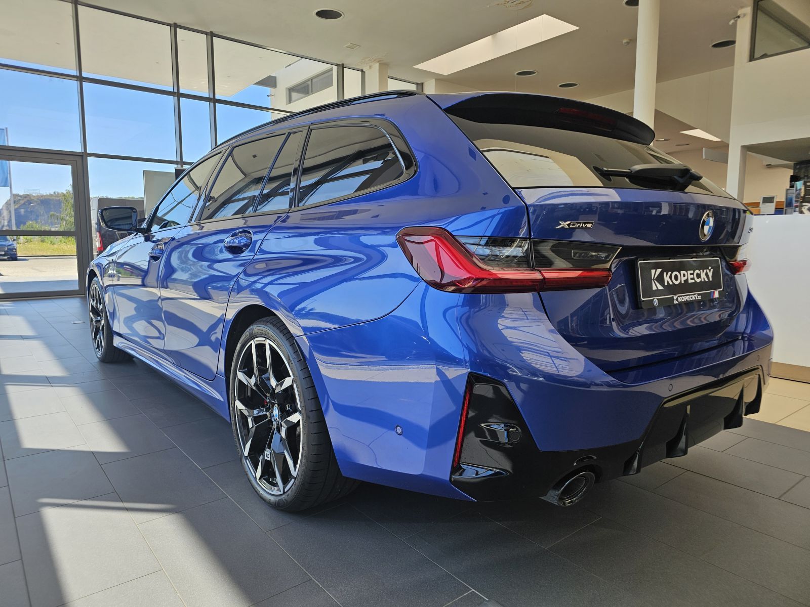 BMW Řada 3, 320d xDrive M paket - fotka 6