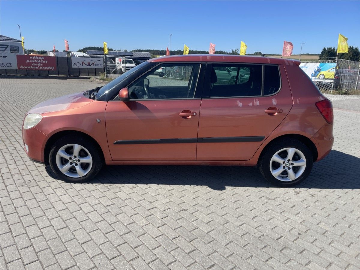 Škoda Fabia, 1,4 i 16V Klima Elegance Klima - fotka 2