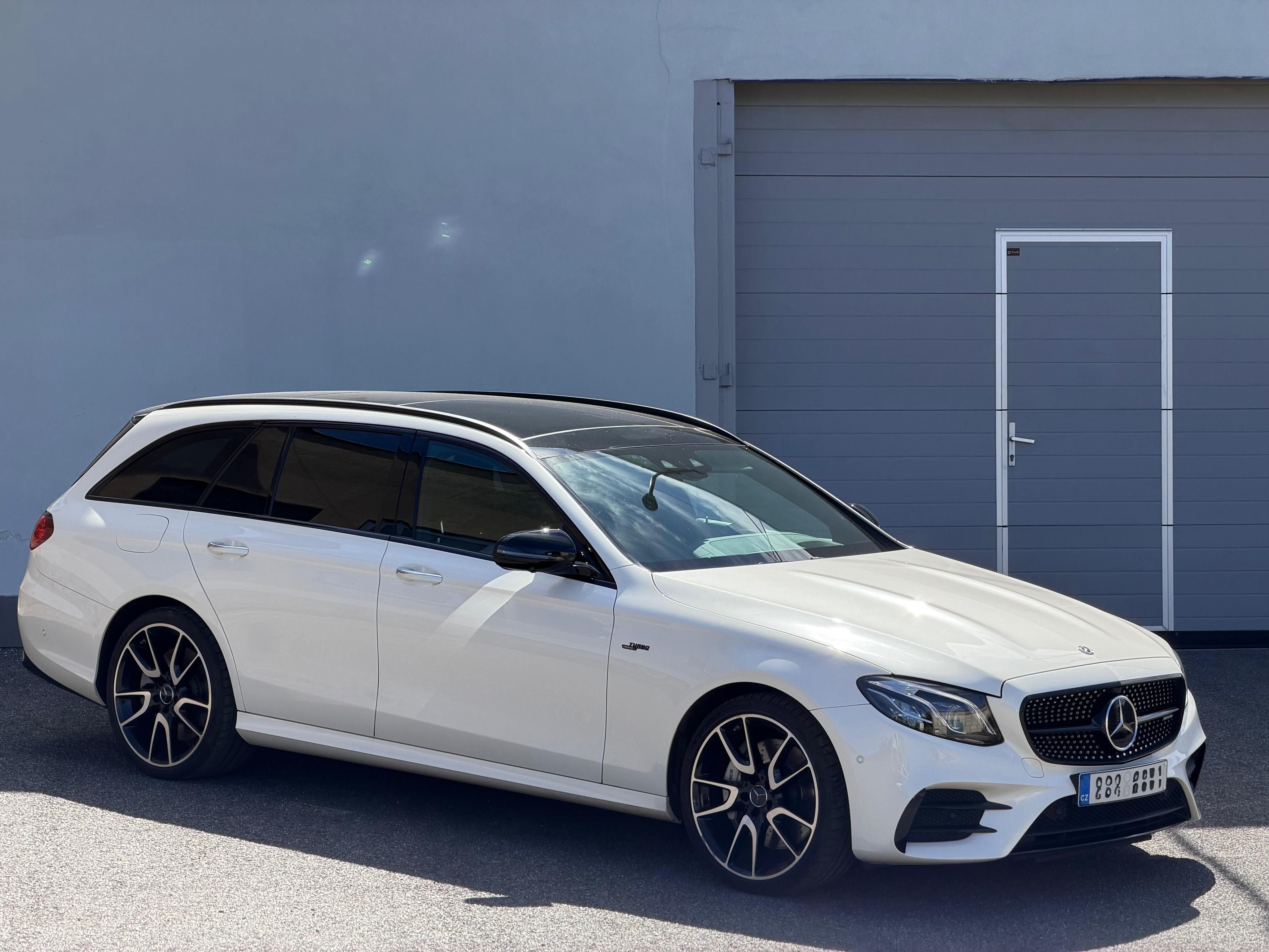 Mercedes-Benz Třídy E - fotka 5