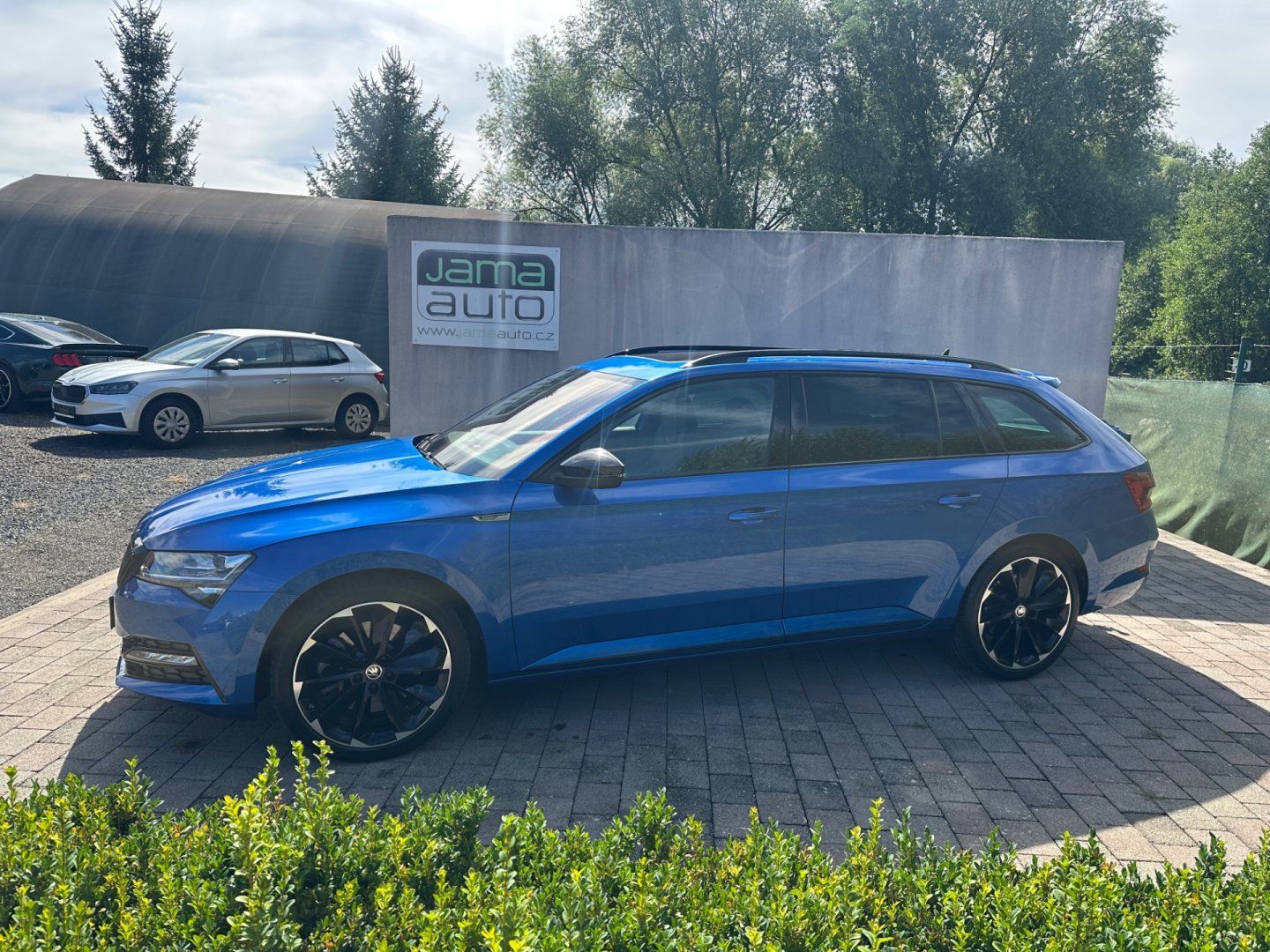 Škoda Superb, 2,0TSI 206kW DSG 4x4 SPORTLINE - fotka 3