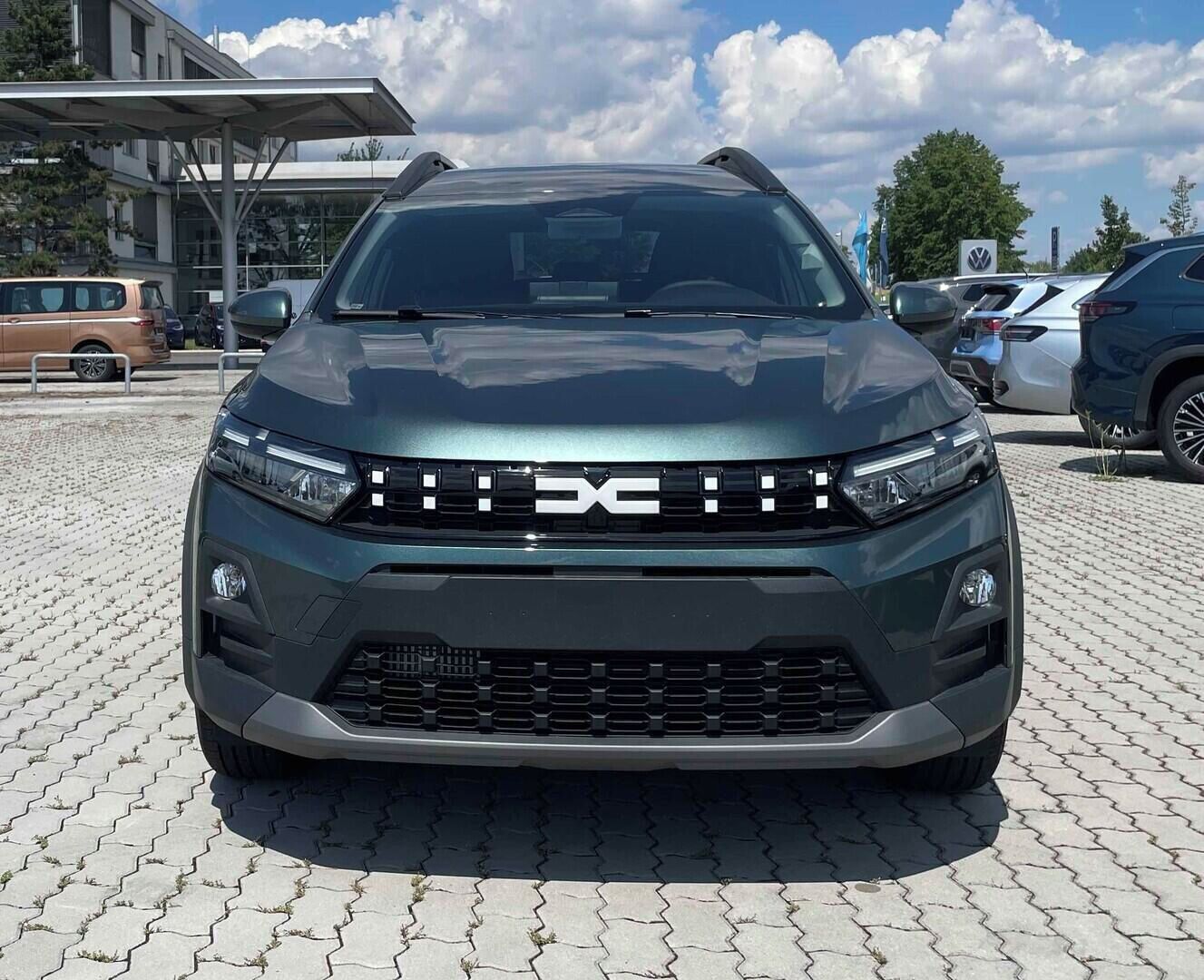 Dacia Jogger, Journey Eco-G 120 auto 7 míst - fotka 2