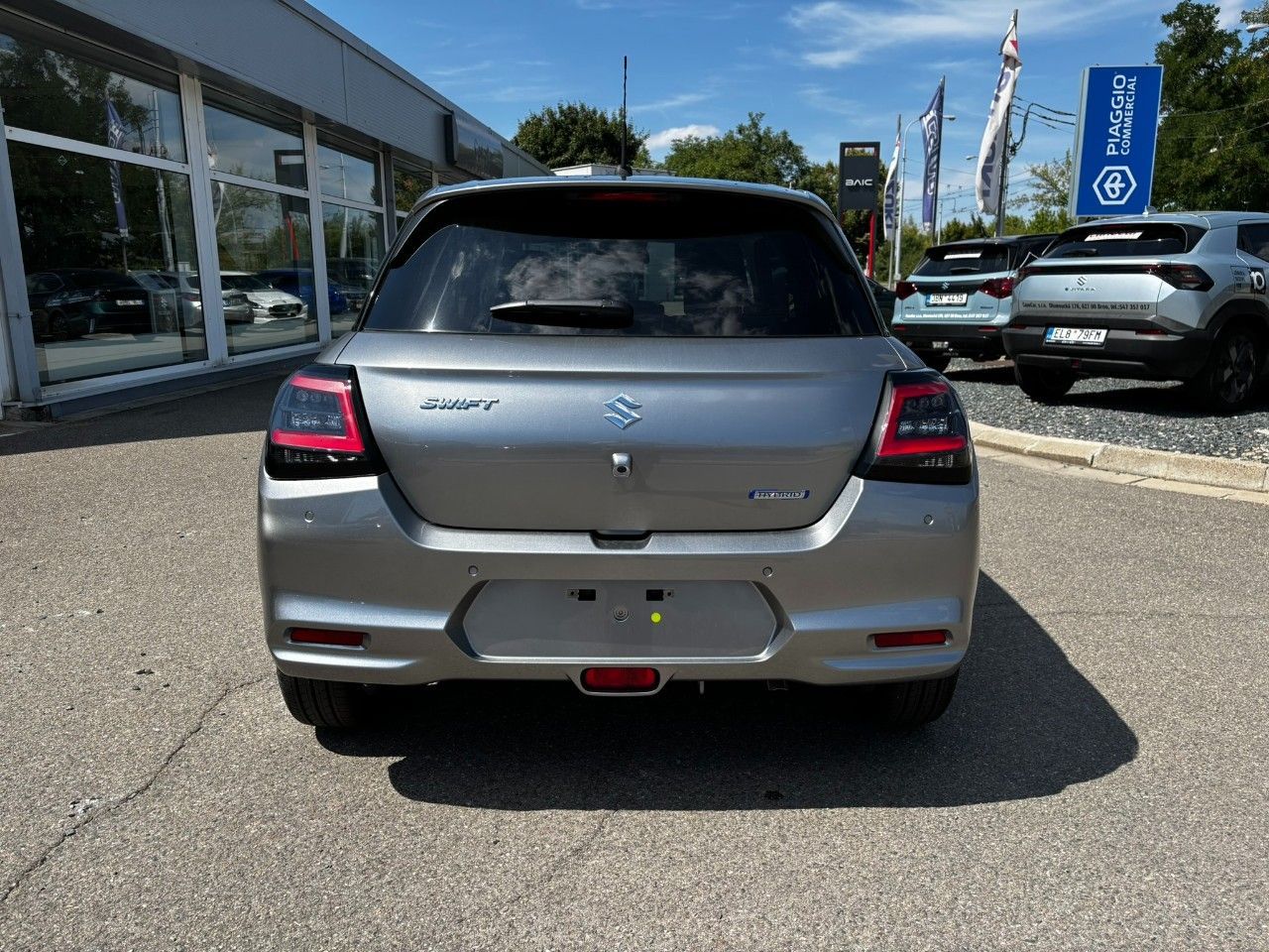 Suzuki Swift, automat Premium - fotka 6