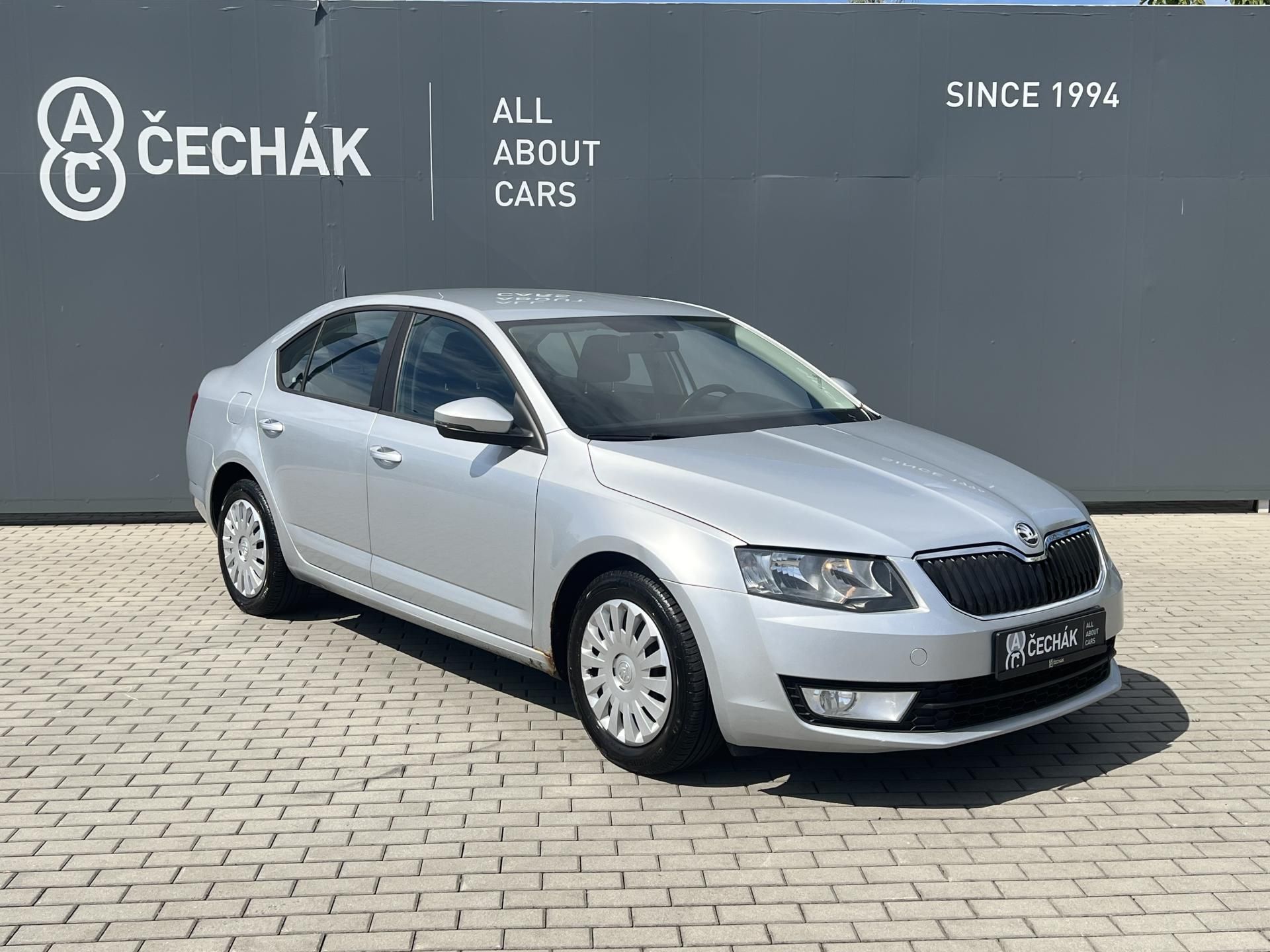 Škoda Octavia, 1,6TDi CR 77kW AMBITION - fotka 3