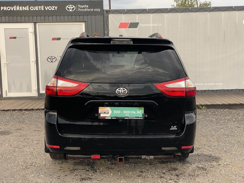 Toyota Sienna, 3.5 V6 4x4 automat, nová STK - fotka 5
