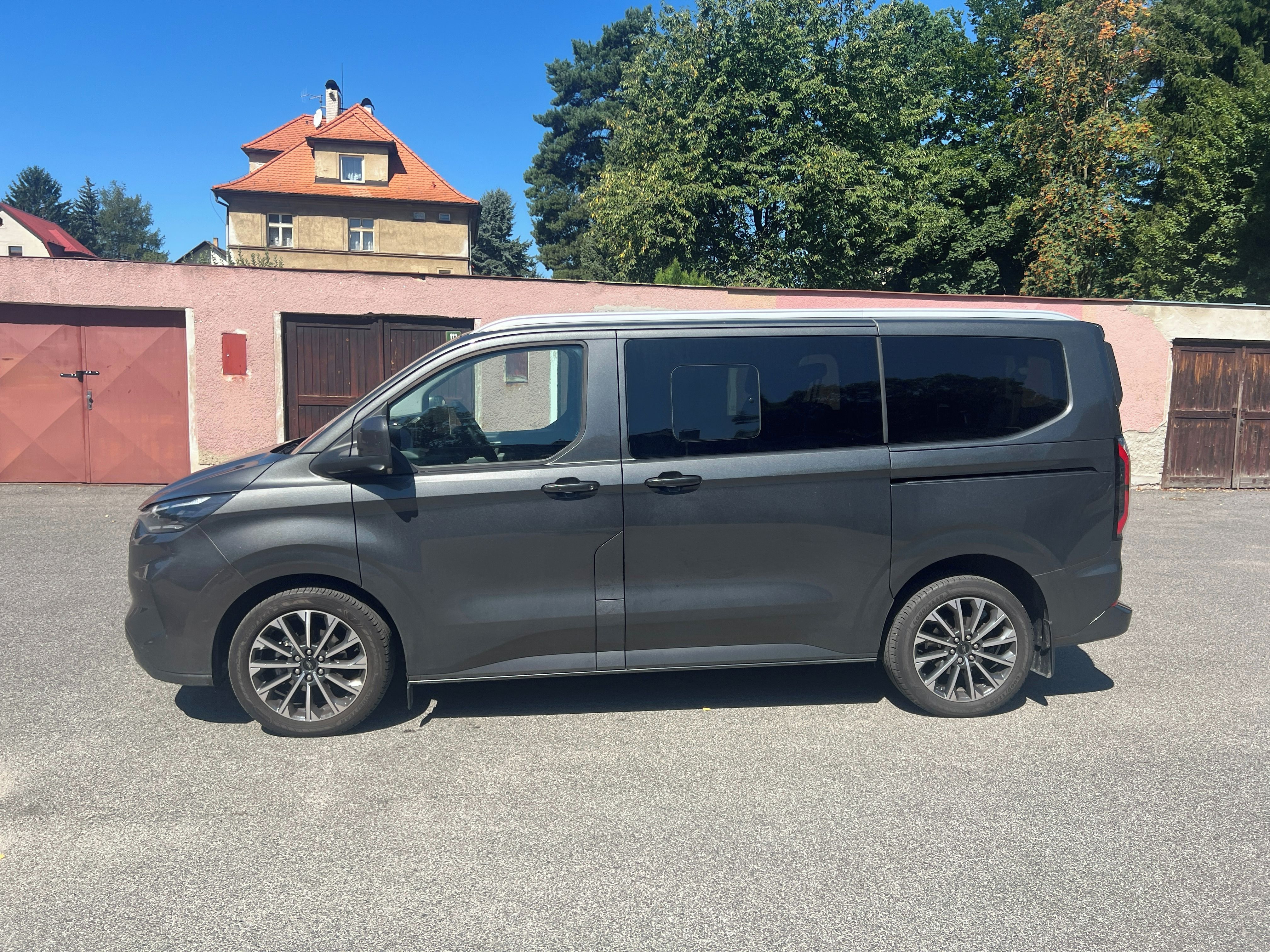 Ford Tourneo Custom, TITANIUM X AWD L1 Webasto - fotka 2