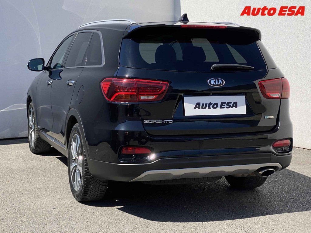 Kia Sorento, 2.2 CRDi 4x4,Platinum,AT - fotka 6