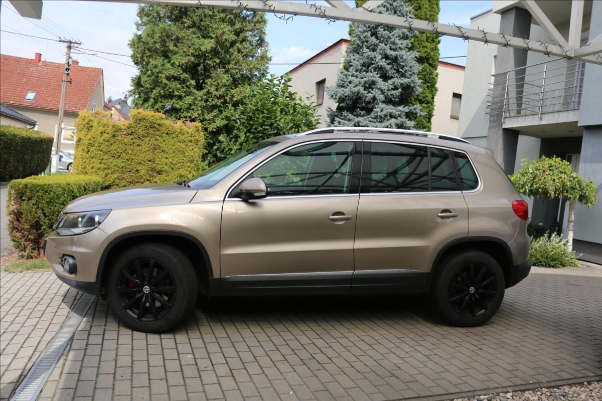 Volkswagen Tiguan, 2,0 4x4, ČR, TAŽNÉ - fotka 6