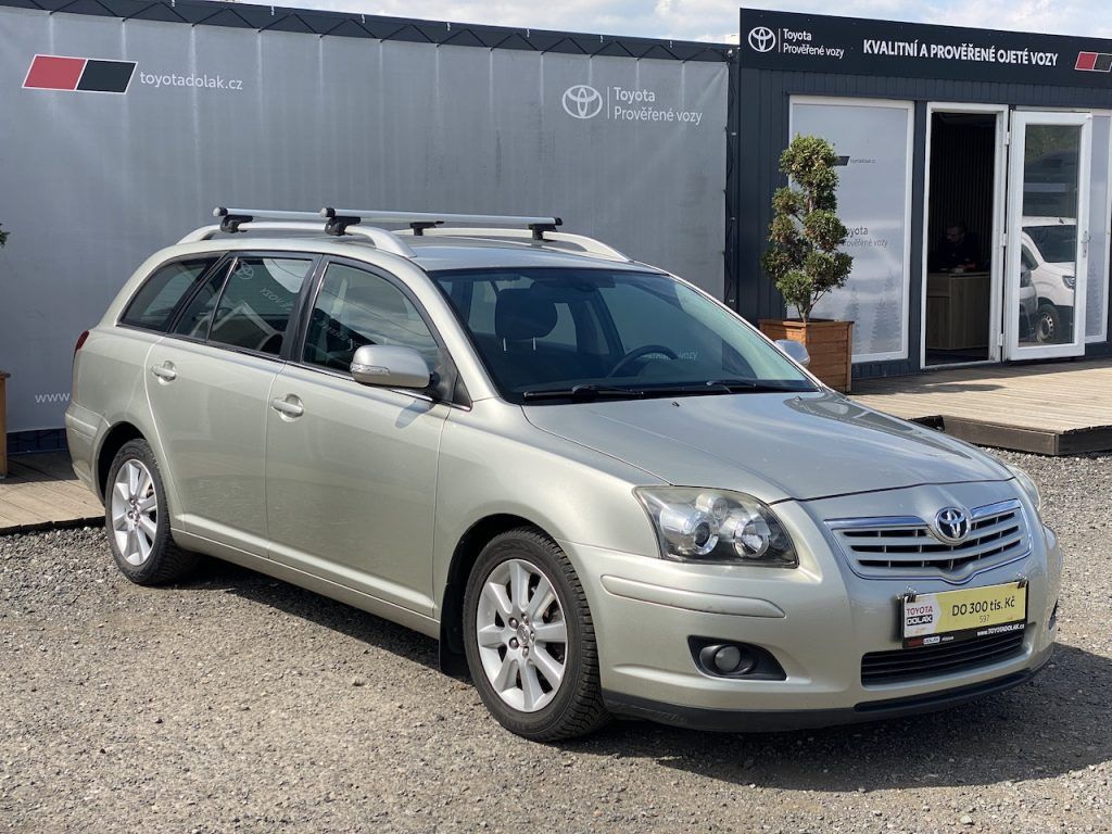 Toyota Avensis, 1.8iLPG, manual,tažné,nová STK