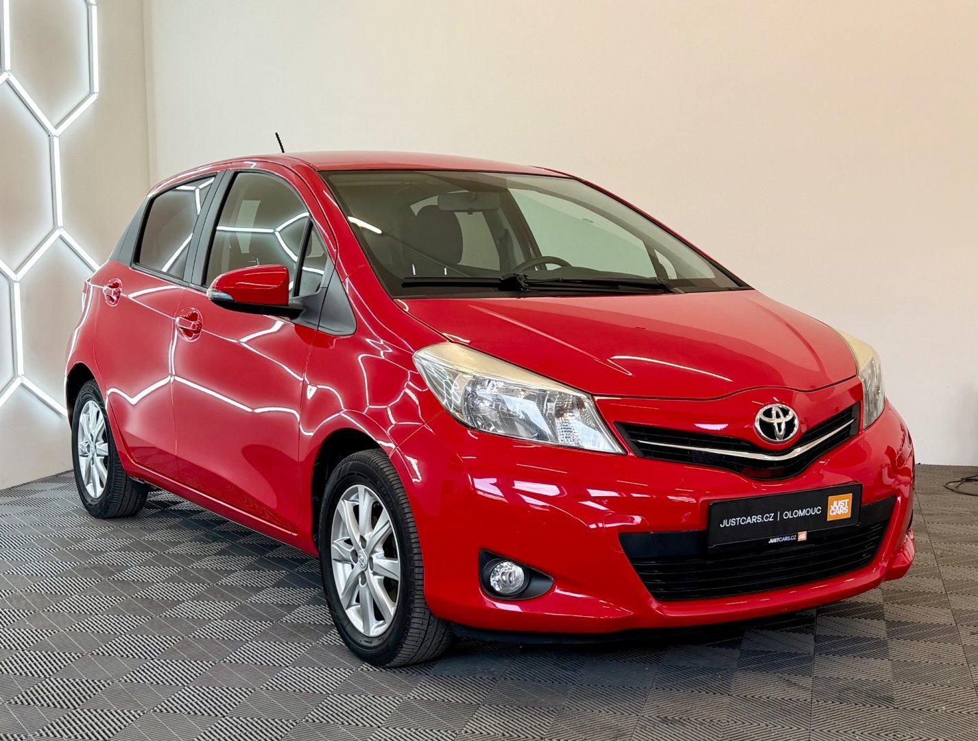Toyota Yaris, 1.0 VVT-i 51 kW/Edition/KLIMA - fotka 3