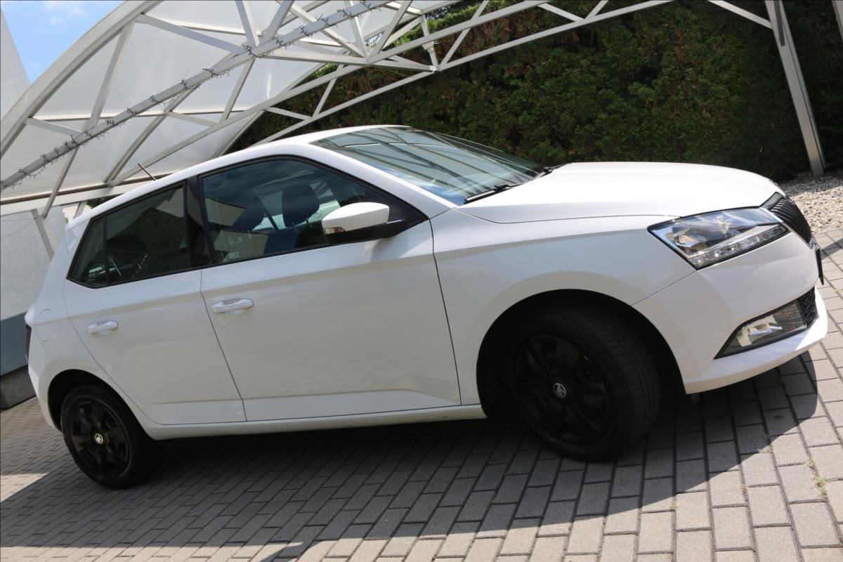 Škoda Fabia, 1,0 ČR, 1. Majitel - fotka 5