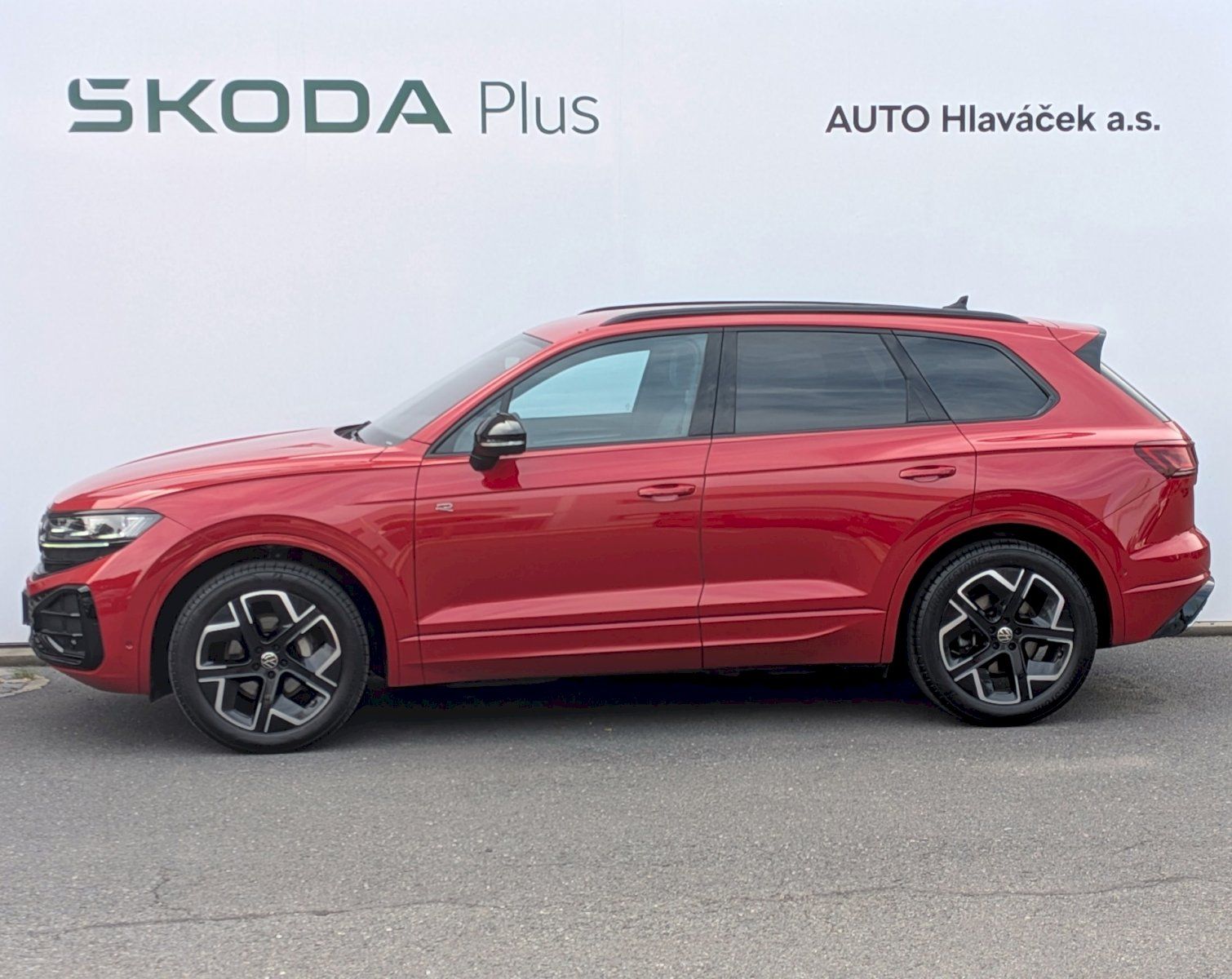 Volkswagen Touareg, R-LINE V6 3,0 TDI 170 KW 4MOT - fotka 3