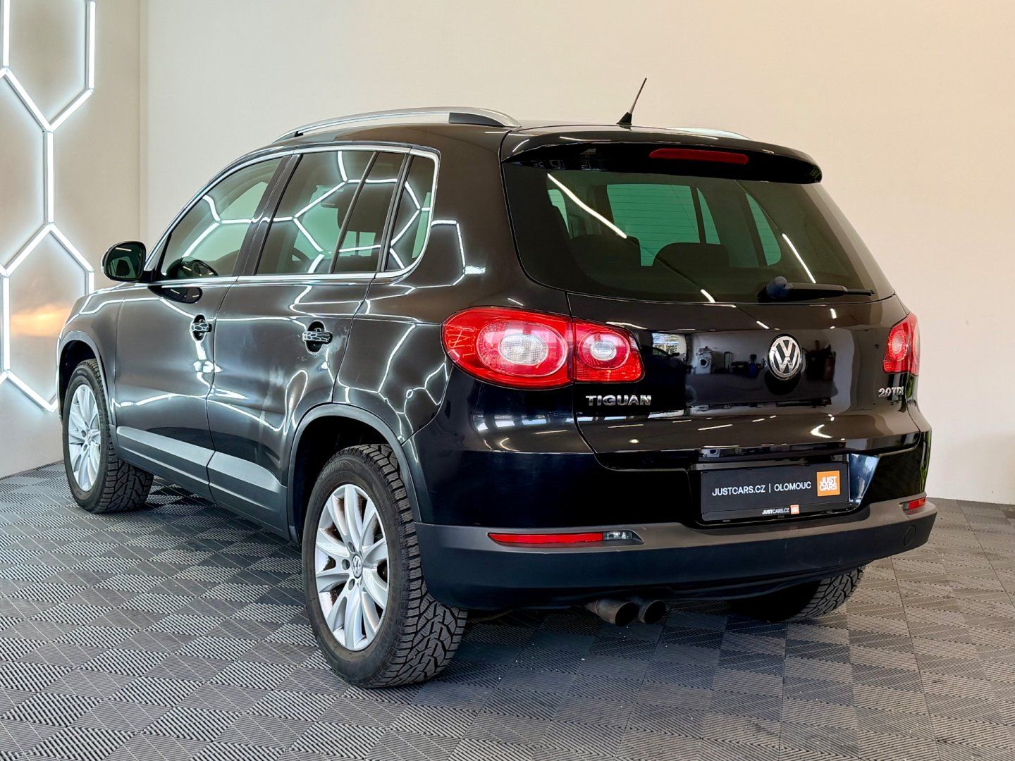 Volkswagen Tiguan, 2.0TDi, 4x4, DSG, ČR - fotka 4