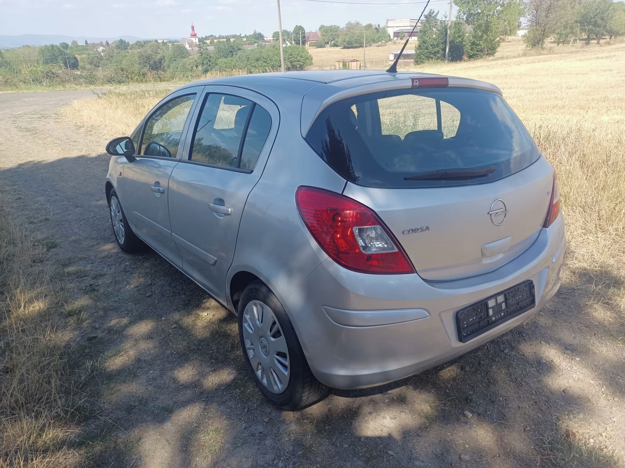 Opel Corsa, D 1.2 16V 59Kw - NOVÁ STK - fotka 4