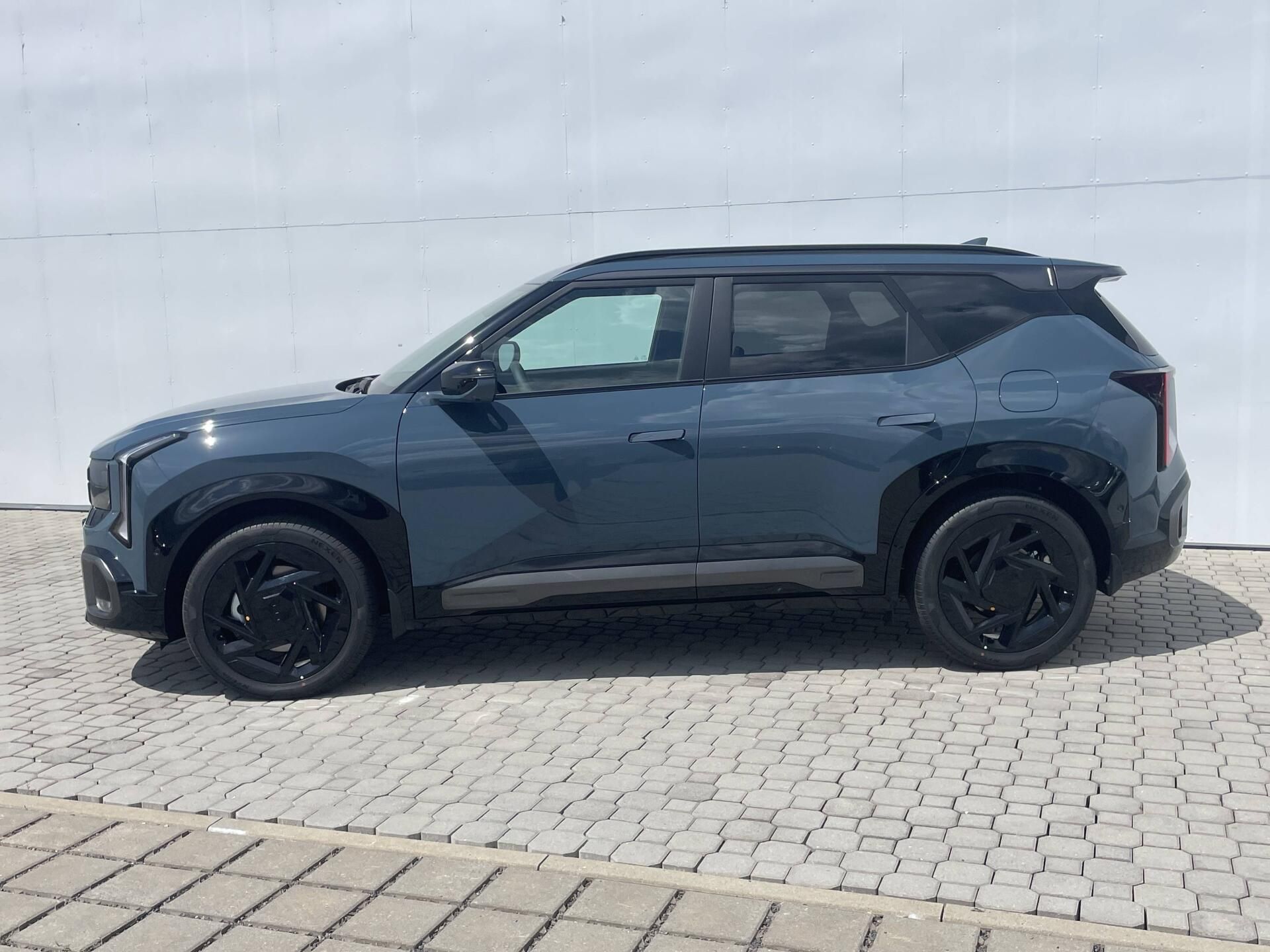 Kia Seltos, X-LINE 4x4 7DCT 1,6 T-GDi - fotka 3